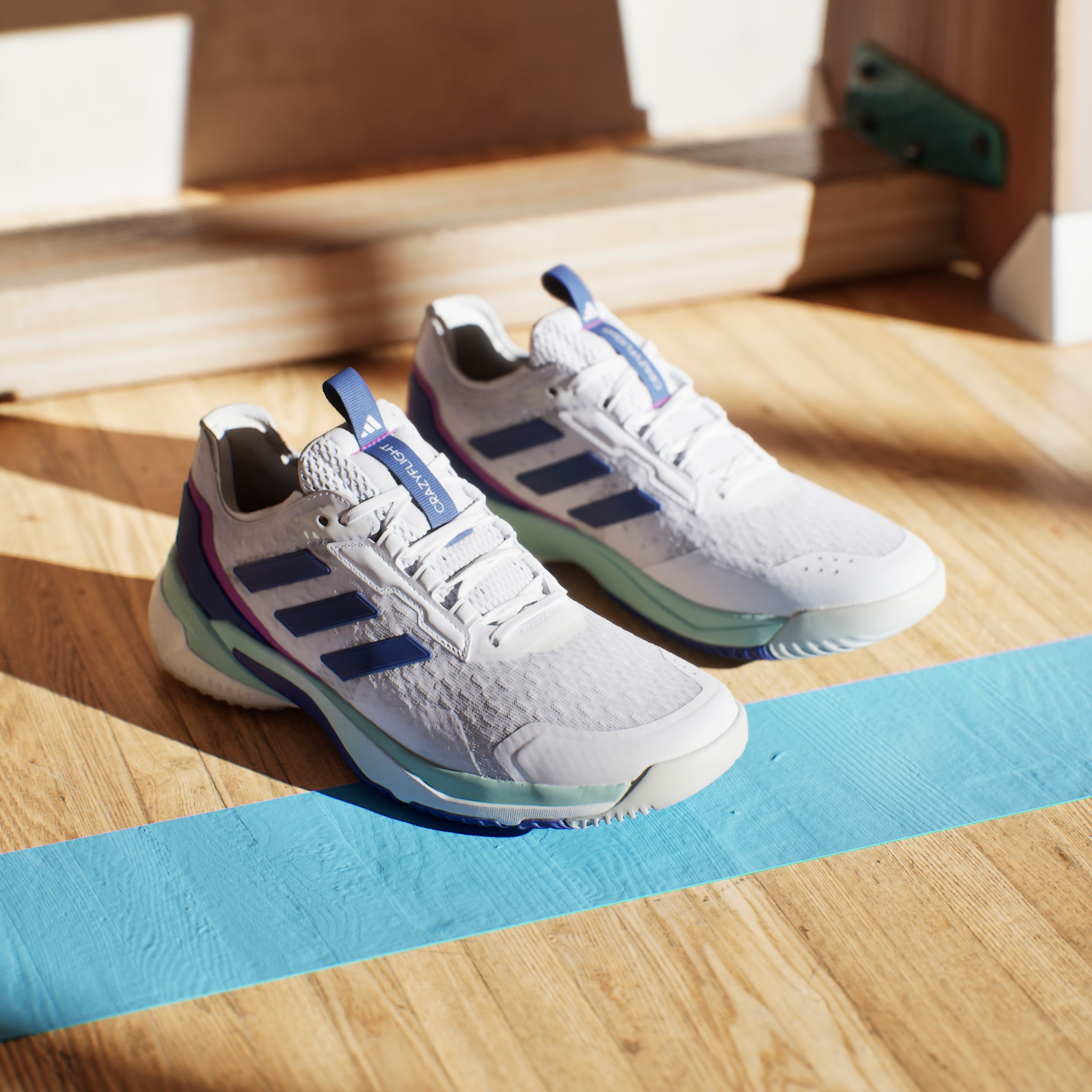 adidas Performance Indoorschuh »CRAZYFLIGHT 5 INDOOR«, besonders geeignet für Volleyball und Handball