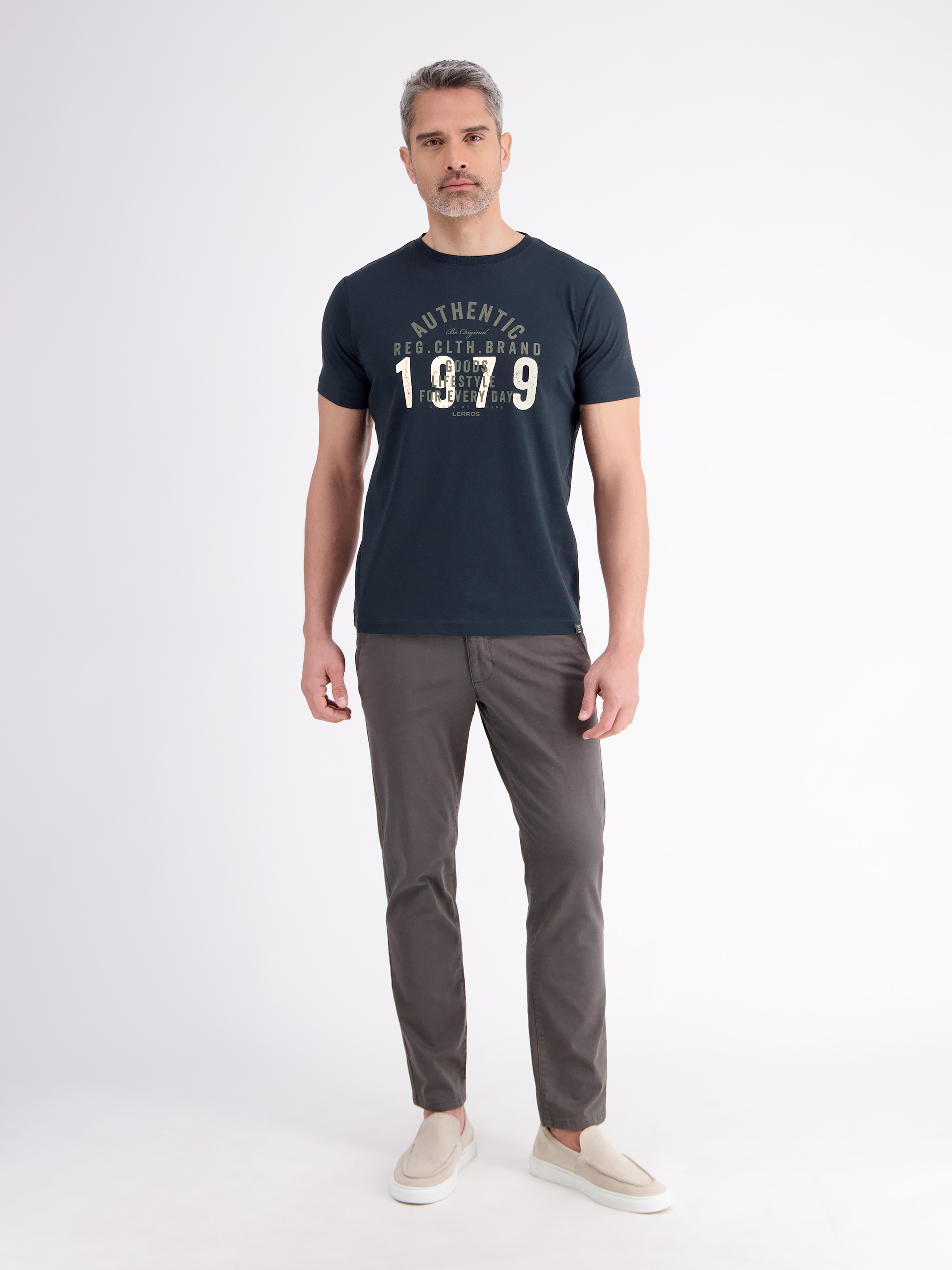 LERROS T-Shirt »LERROS Unifarbenes T-Shirt mit Print«