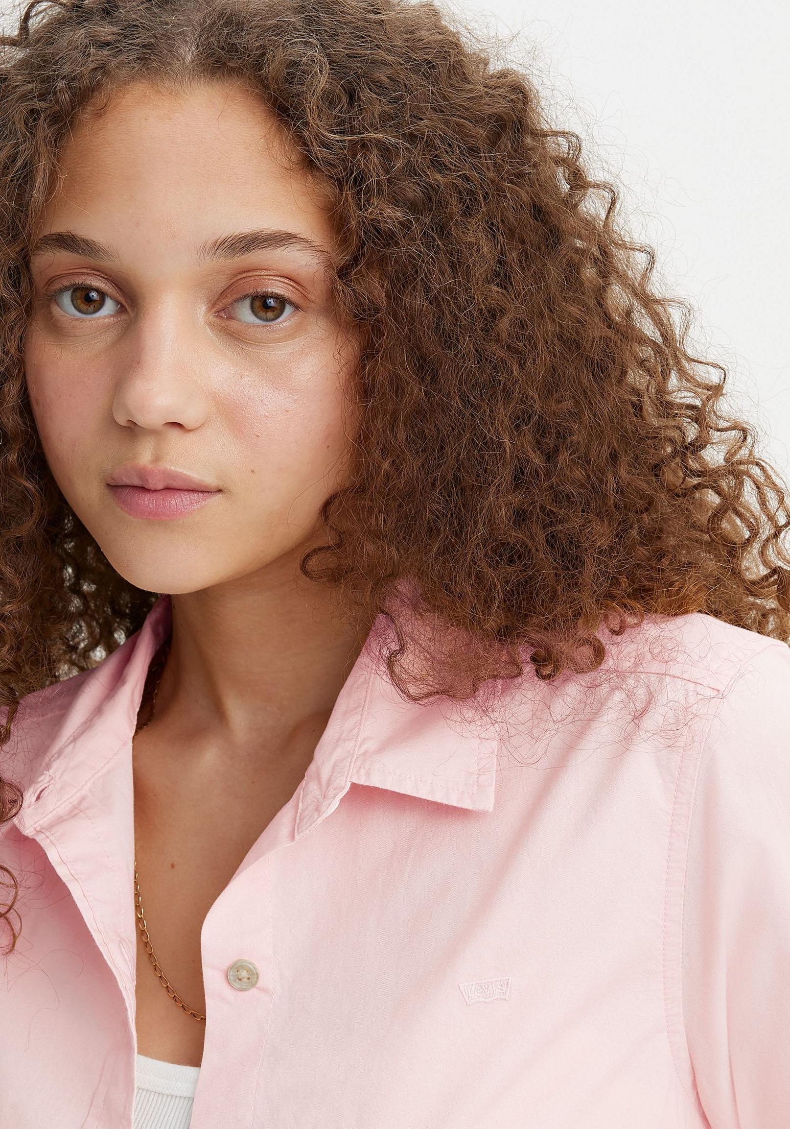 Levi's® »The Classic« Kleine Logo-Stickerei auf der Brust