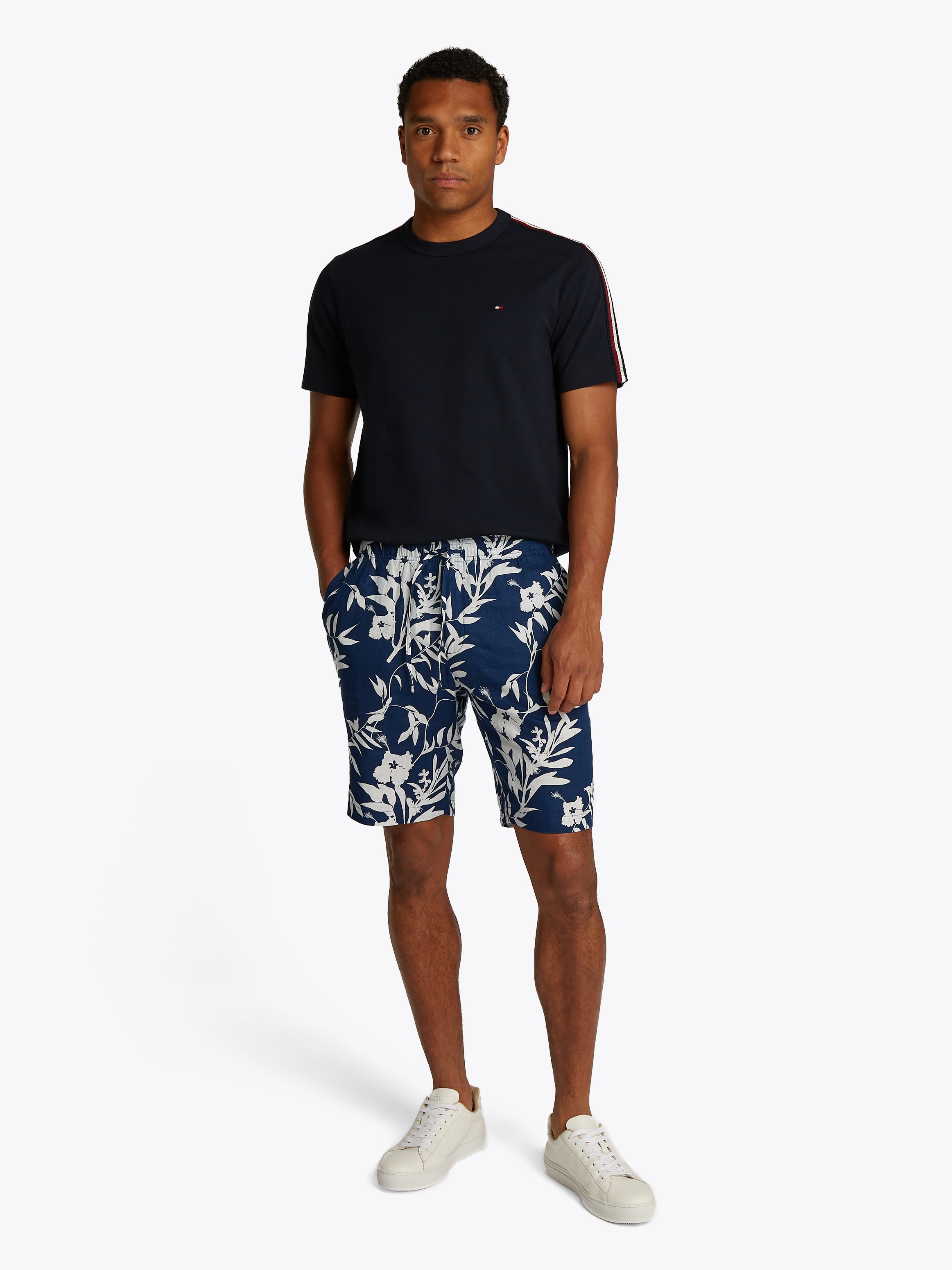 Tommy Hilfiger Shorts »HARLEM PO LINEN PRINT SHORT«, mit Allover Print