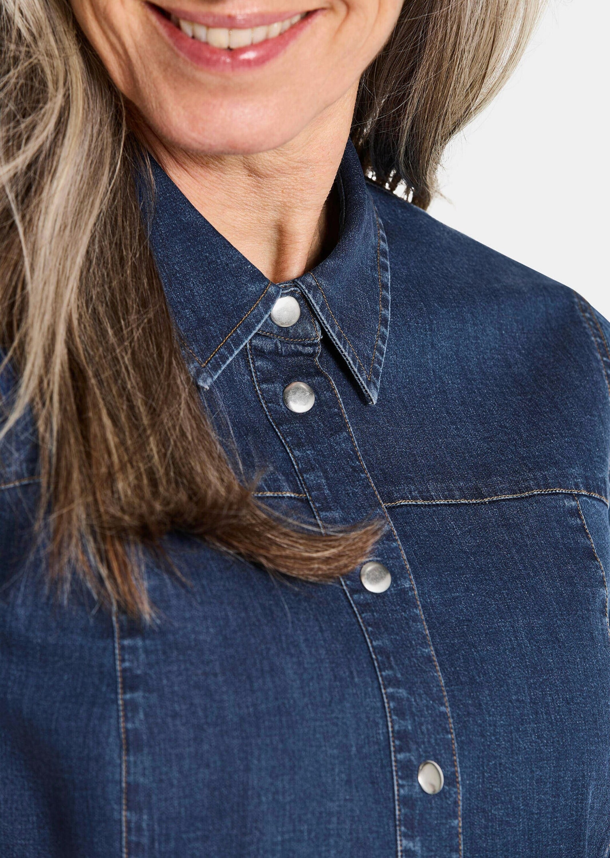 GOLDNER Hemdbluse »Kurzgröße Jeanshemd aus Baumwoll-Stretch«