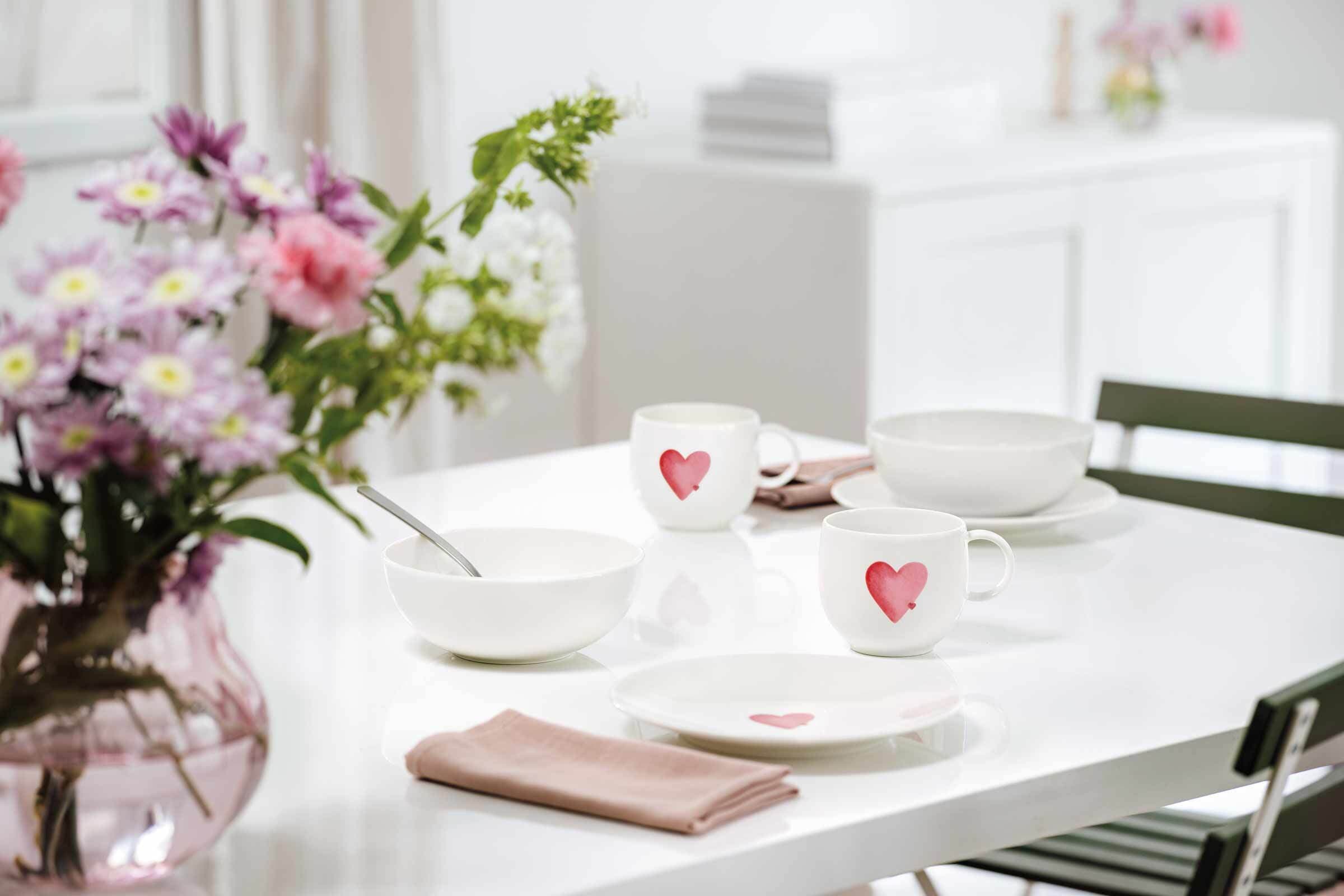 Villeroy & Boch Frühstücksteller »Frühstücksteller Sending Love With Love ø 21,2 cm weiß-rot«