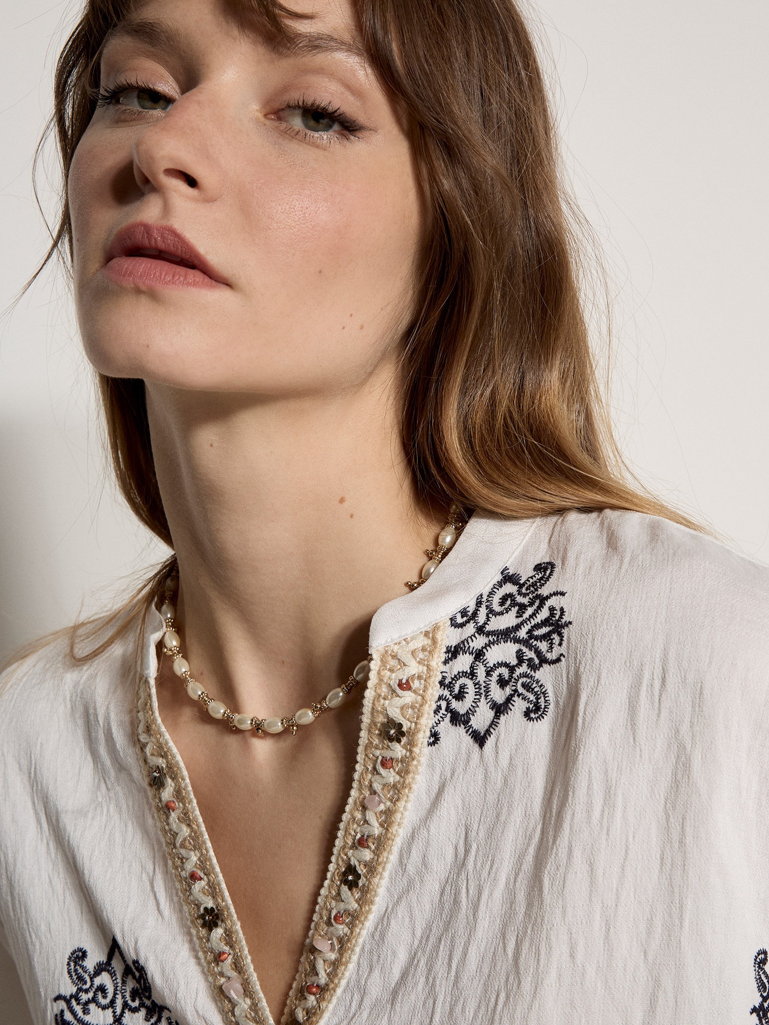 Apricot Klassische Bluse »Bluse« mit Stickerei