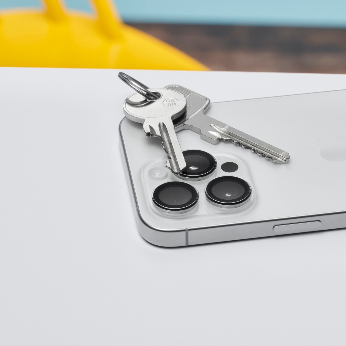 Hama Kameraschutzglas »Kameraschutz für iPhone 15 Pro/Pro Max (Panzerglas 9H, 3 Einzellinsen)«, für iPhone 15 Pro/15 Pro Max, stoßfest, kratzfest, robust