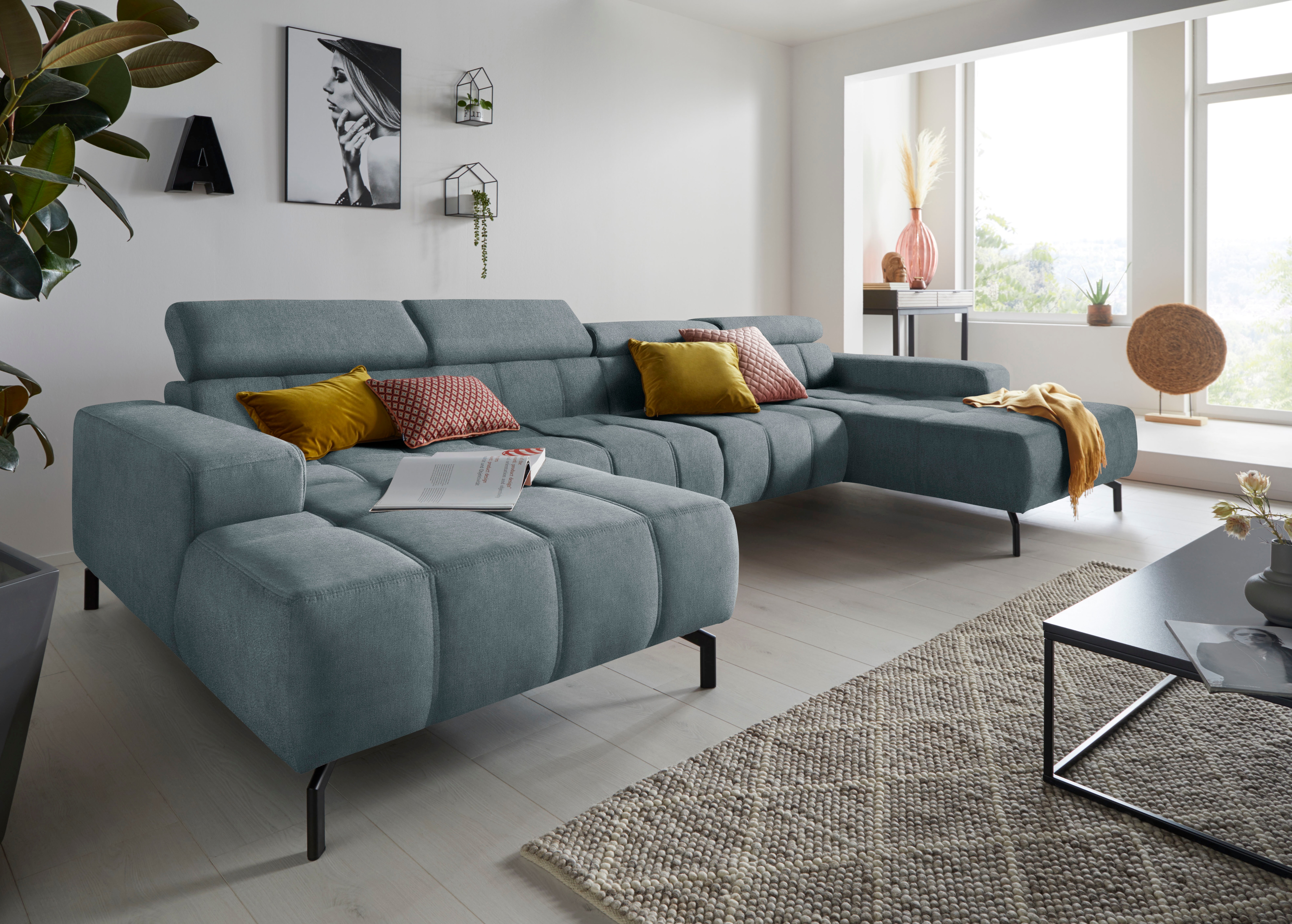 DOMO collection Wohnlandschaft "Cunelli tolle Sitznähte als Designelement, fester Sitzkomfort, U-Form" whlw. verstellbare Kopfteile, passend für gängige Saugroboter