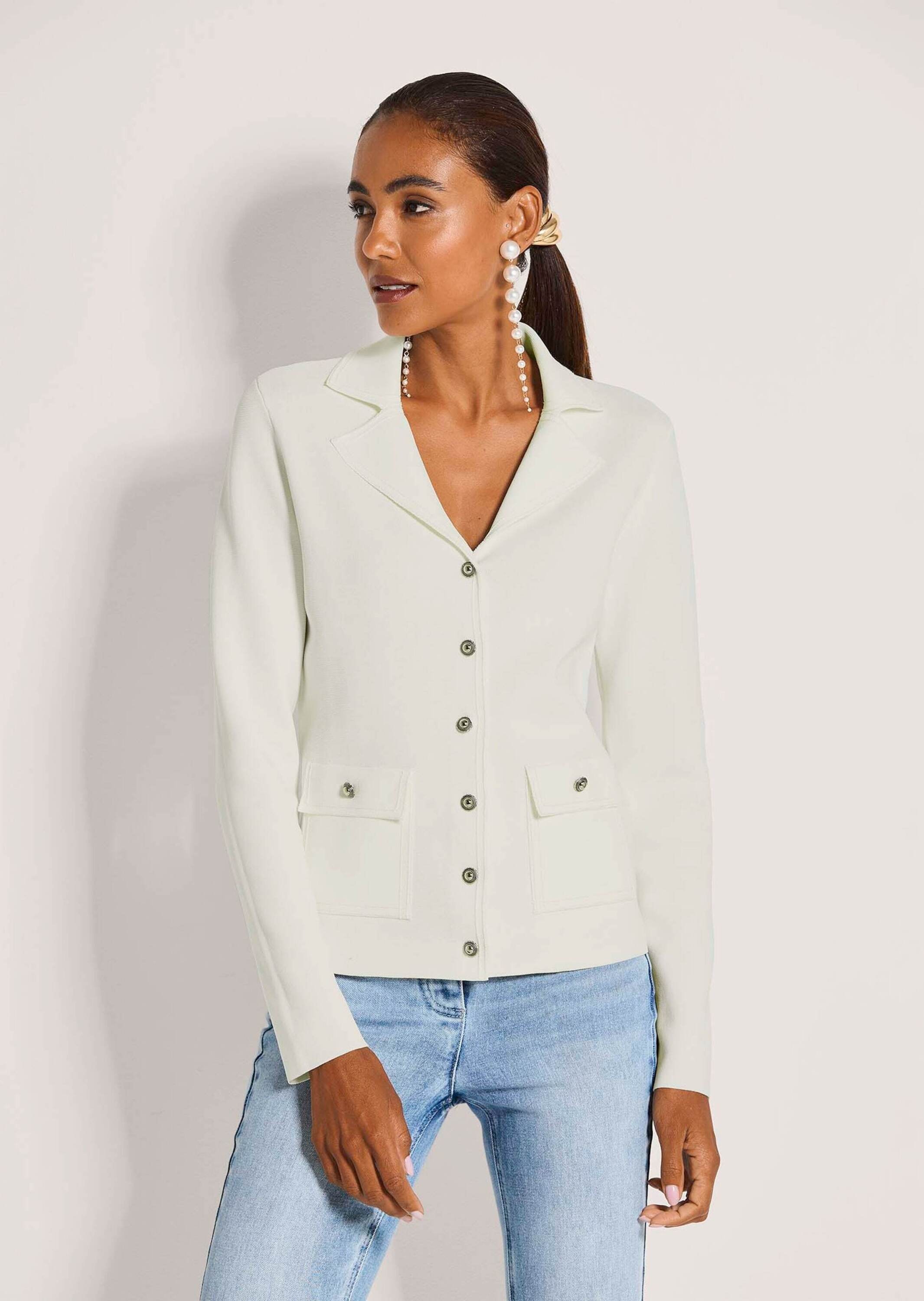 MADELEINE Strickjacke »Strickblazer Elegante Businessjacke im Milano-Strick« Schmuckknöpfe