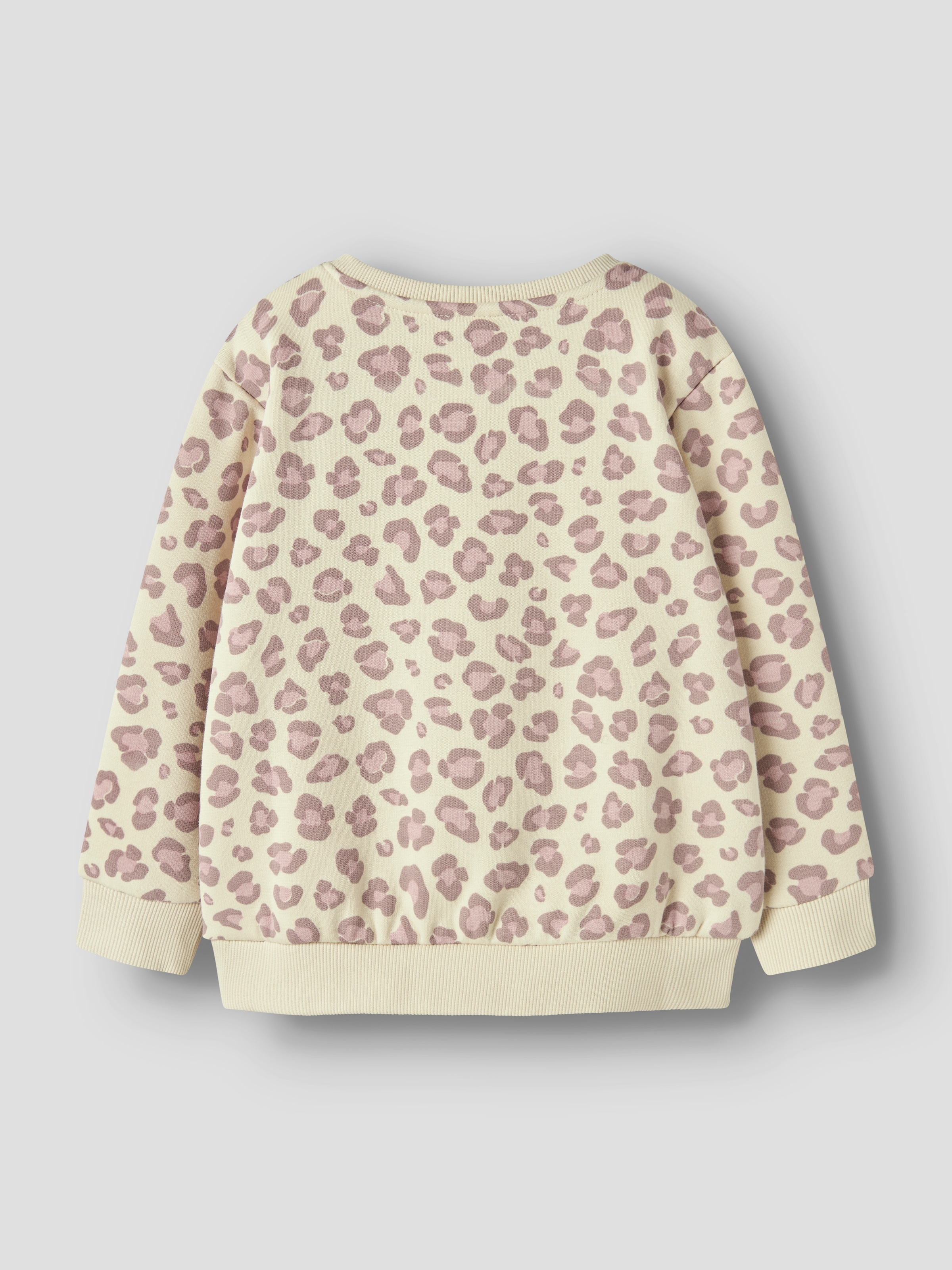 Name It Sweatshirt »NMFDAVINA LS SWEAT FLEECE BRU NOOS«, in klassischer Form und mit tollem Alloverprint