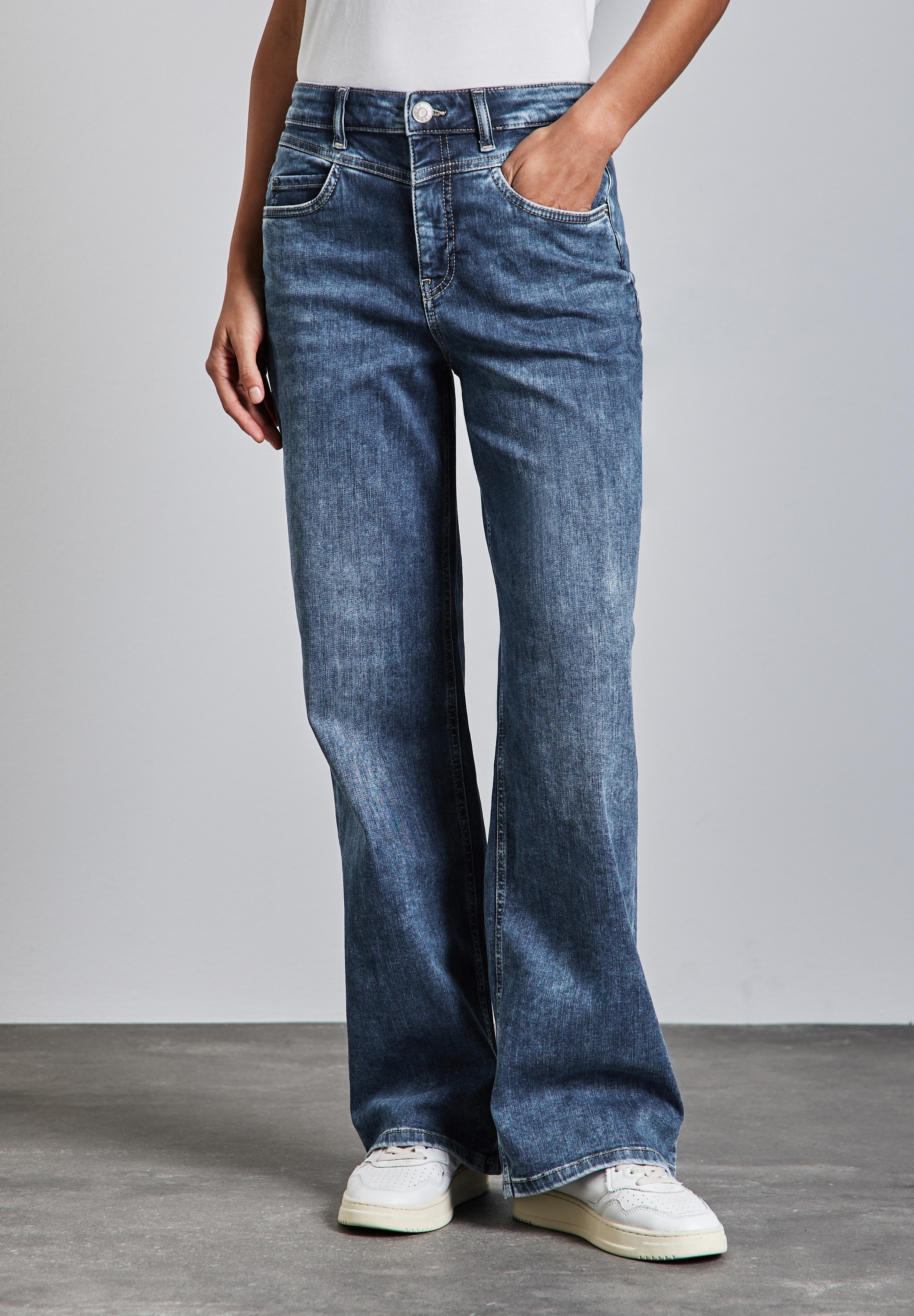 STREET ONE Loose-fit-Jeans, aus Baumwolle mit Stretchanteil