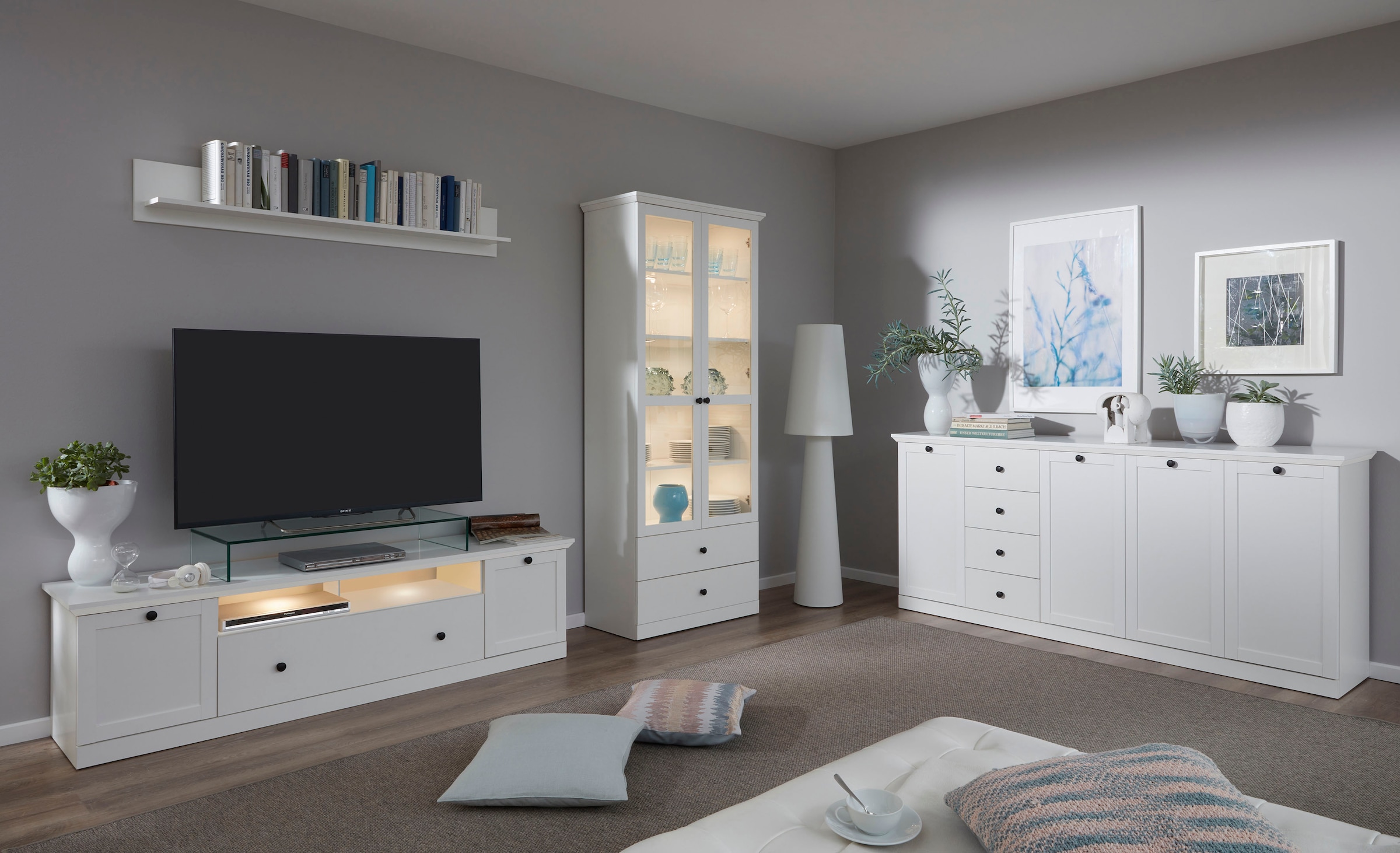 Home affaire Sideboard »Örebro« Kommode, zeitloser Landhausstil, mit Vollauszug