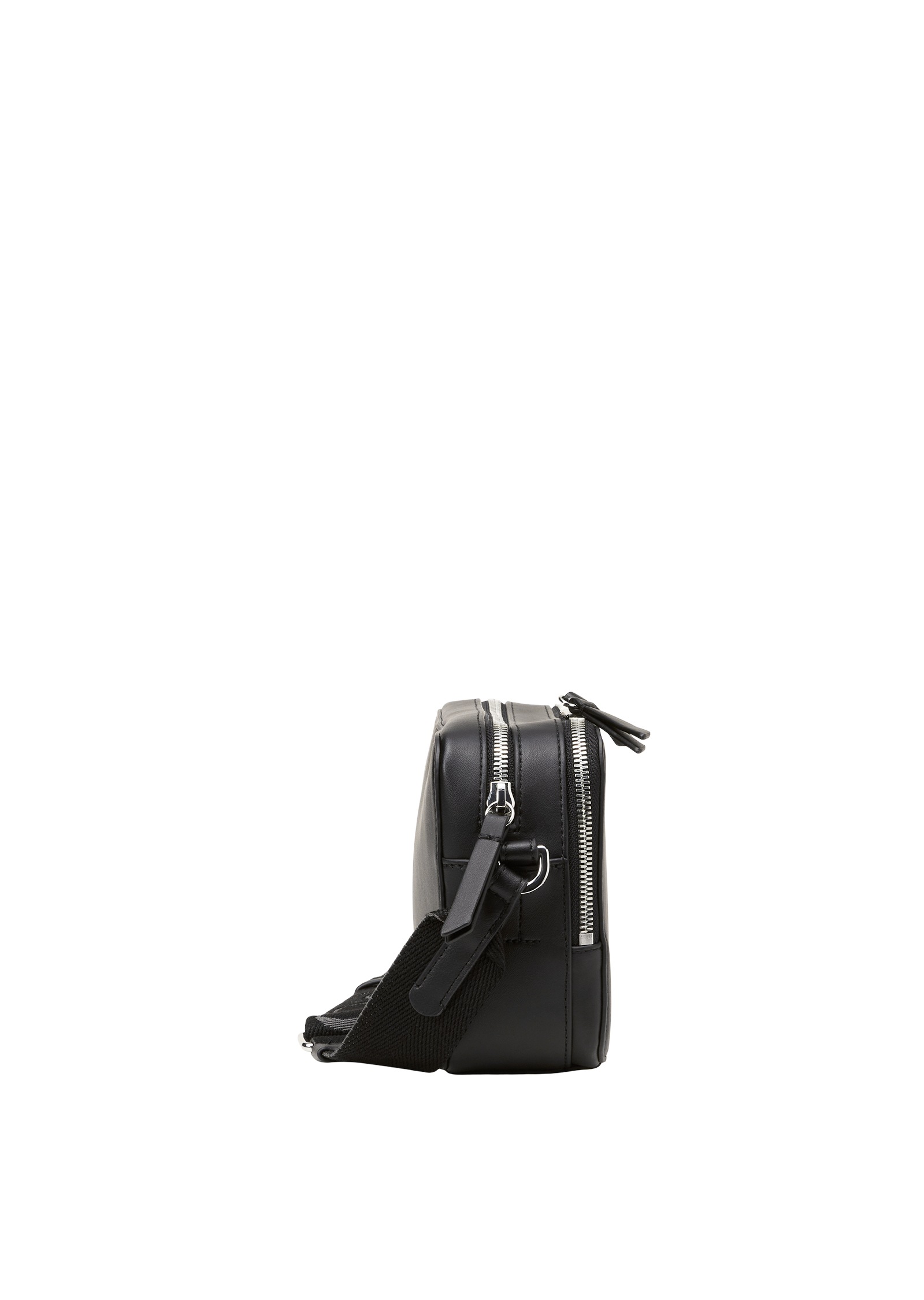 Marc O'Polo Accessories Umhängetasche »VALA«, Bodybag, Schultertasche mit breitem Logo-Gurtband
