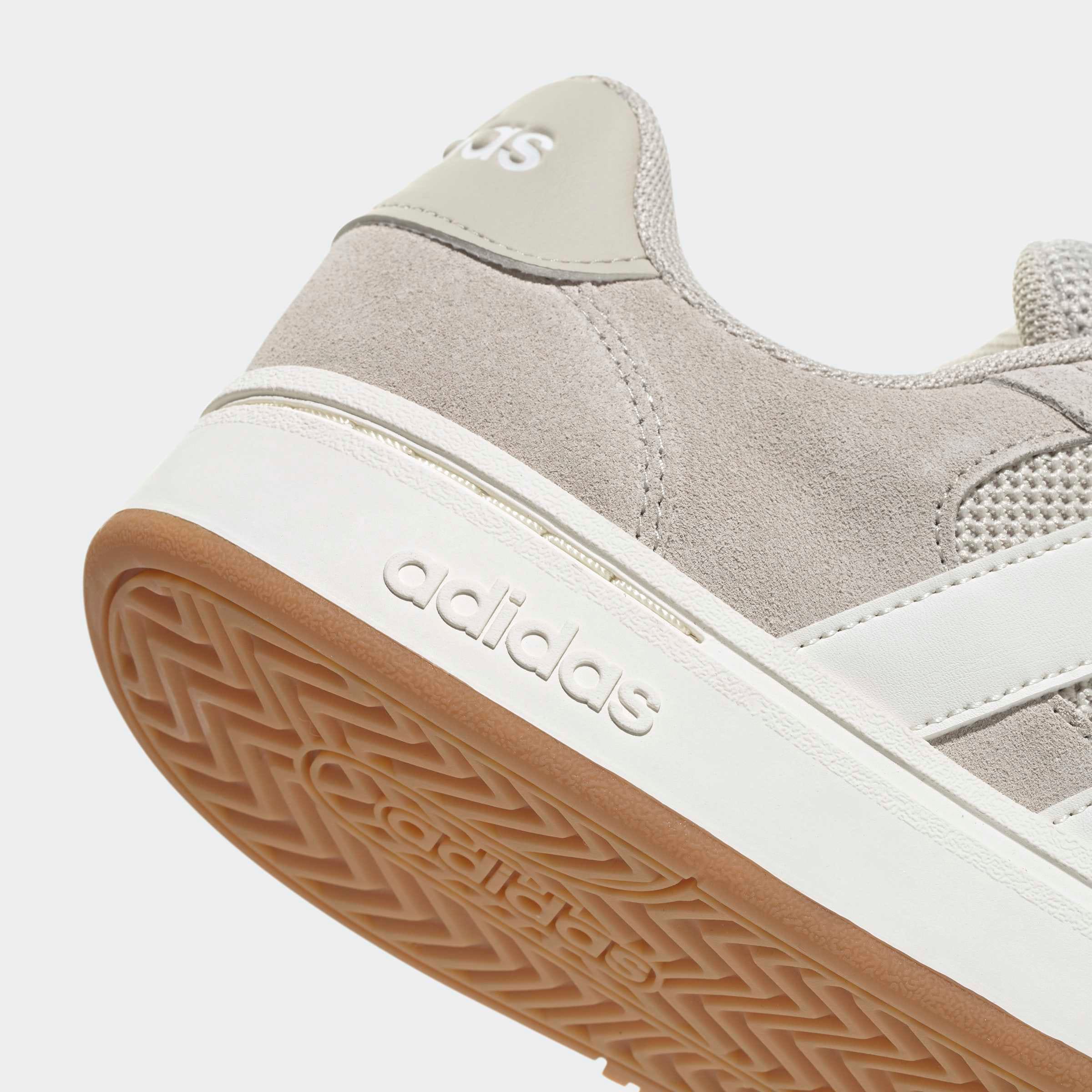 adidas Sportswear Sneaker »GRAND COURT ALPHA«  inspiriert vom Design des adidas campus 00