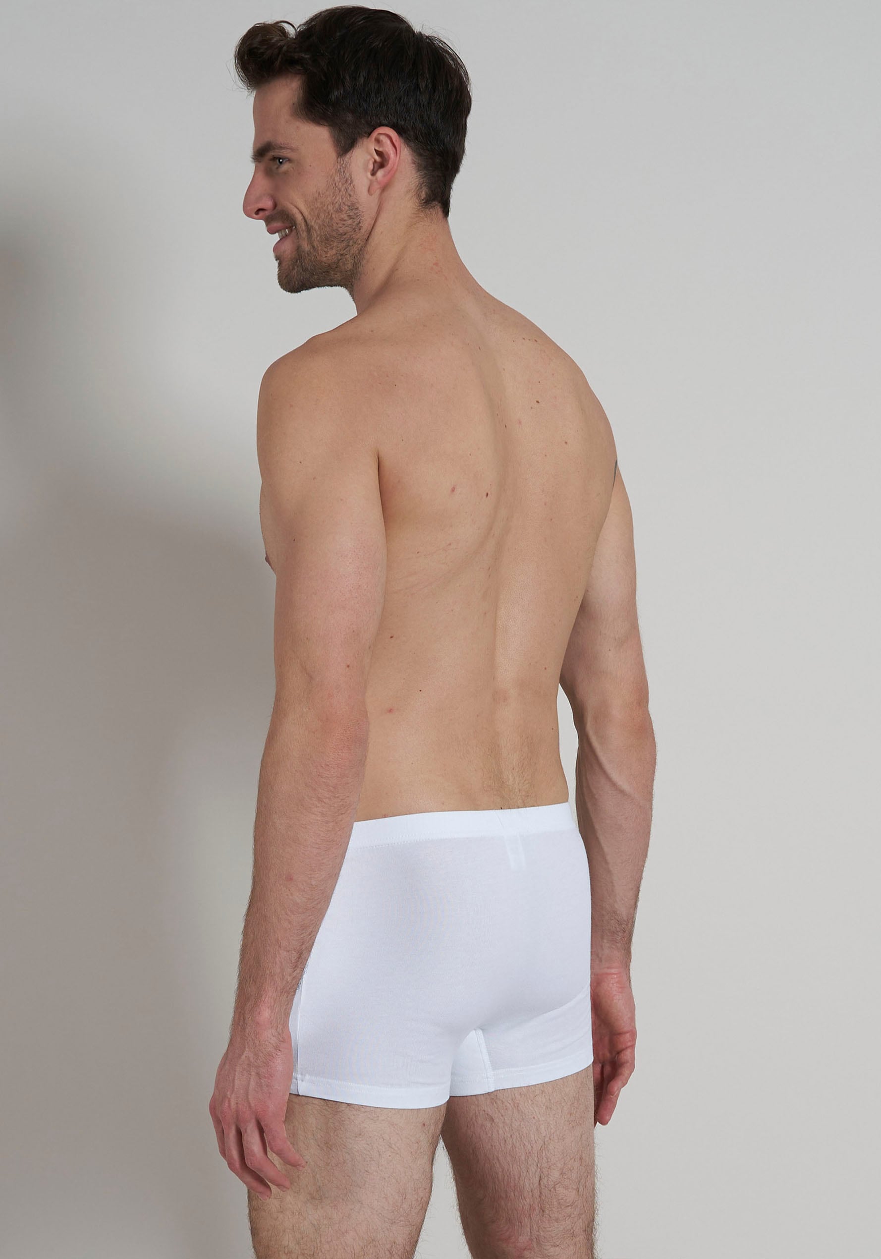 bugatti Boxershorts »Livorno«, (3 St., 3er Pack), mit aufgenähtem Logo