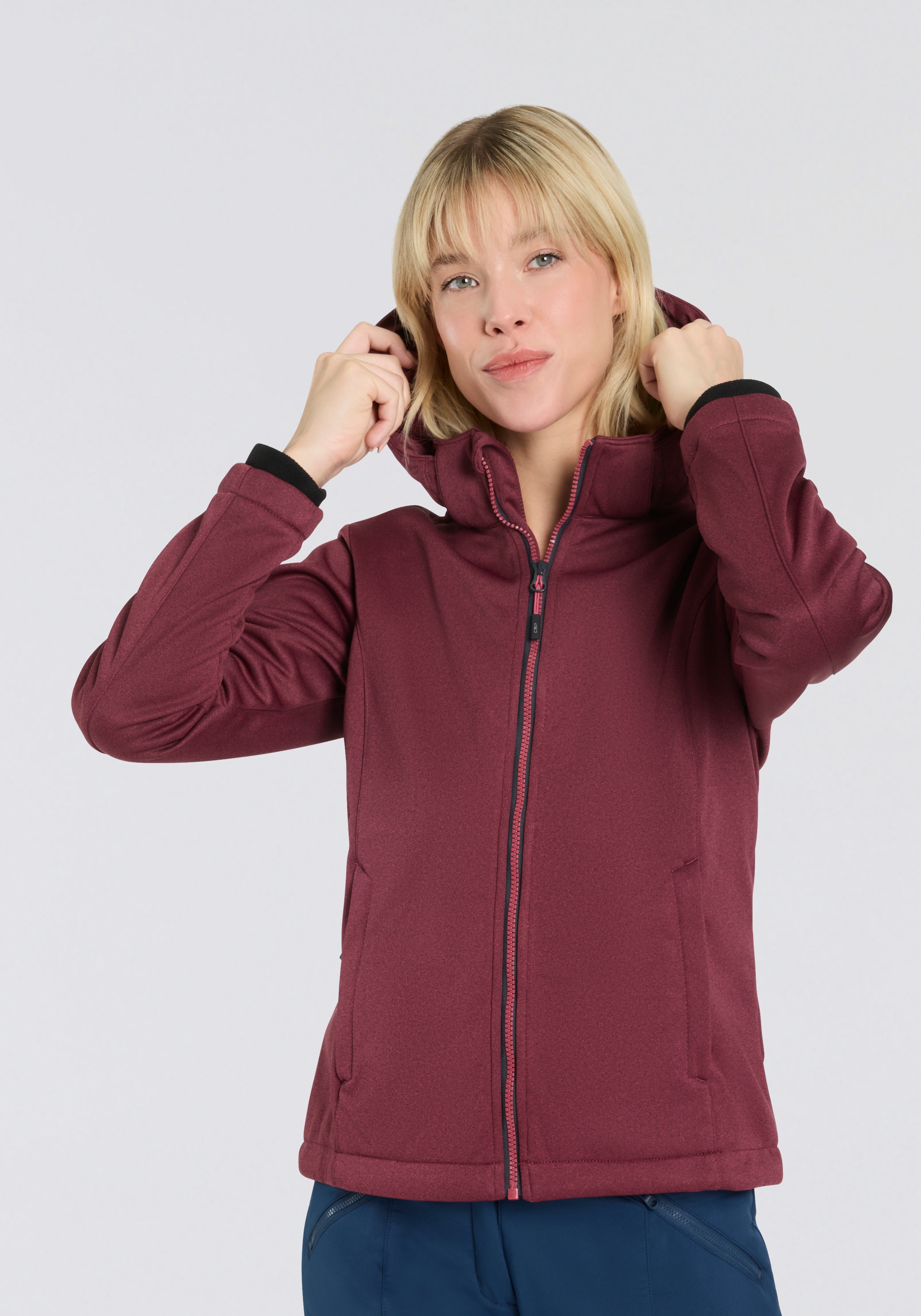 CMP Softshelljacke "WOMAN JACKET ZIP HOOD" mit Kapuze mit Kinnschutz, atmungsaktiv, wasserdicht