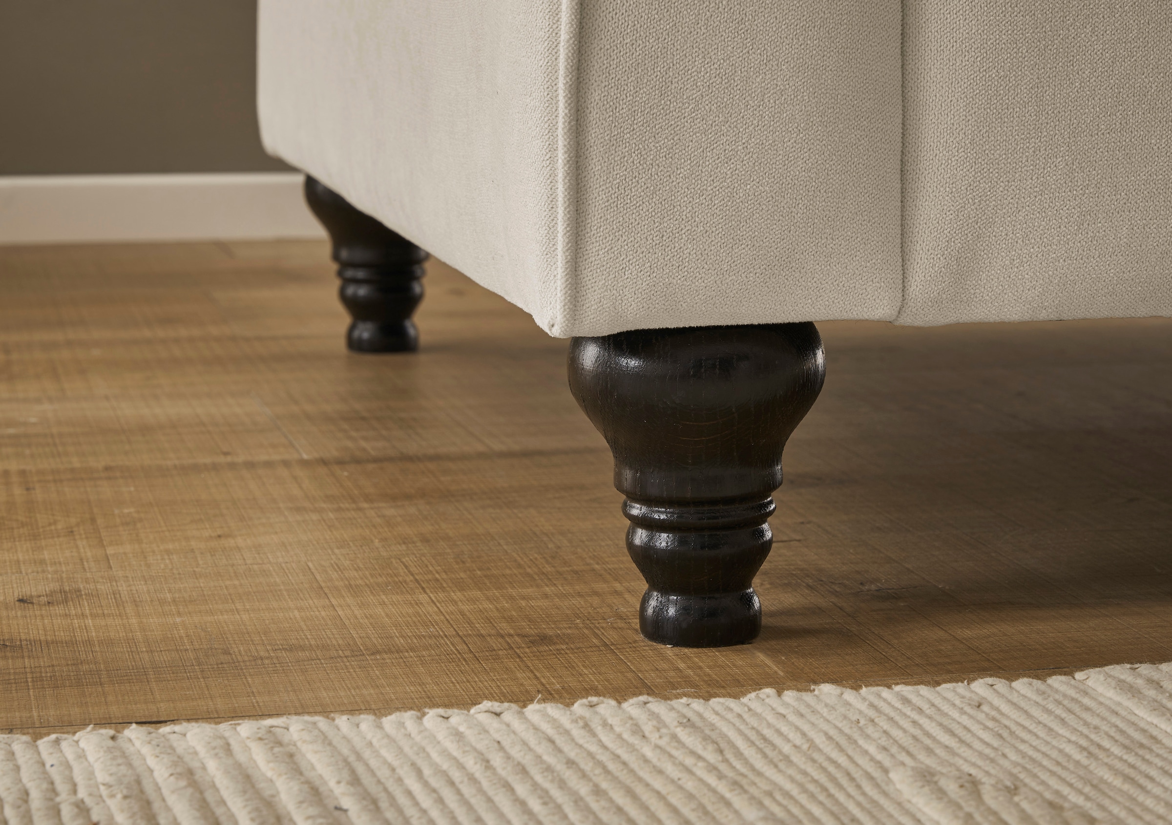 OTTO home Sessel »Westminster, Set in hochwertigem Microfaserbezug, 5 Farben verfügbar« Set, 1Sessel, 1 Hocker, 2 Stk. tlg. Enthält Sessel & Hocker, Federkern-Polsterung, gedrechselter Fuß