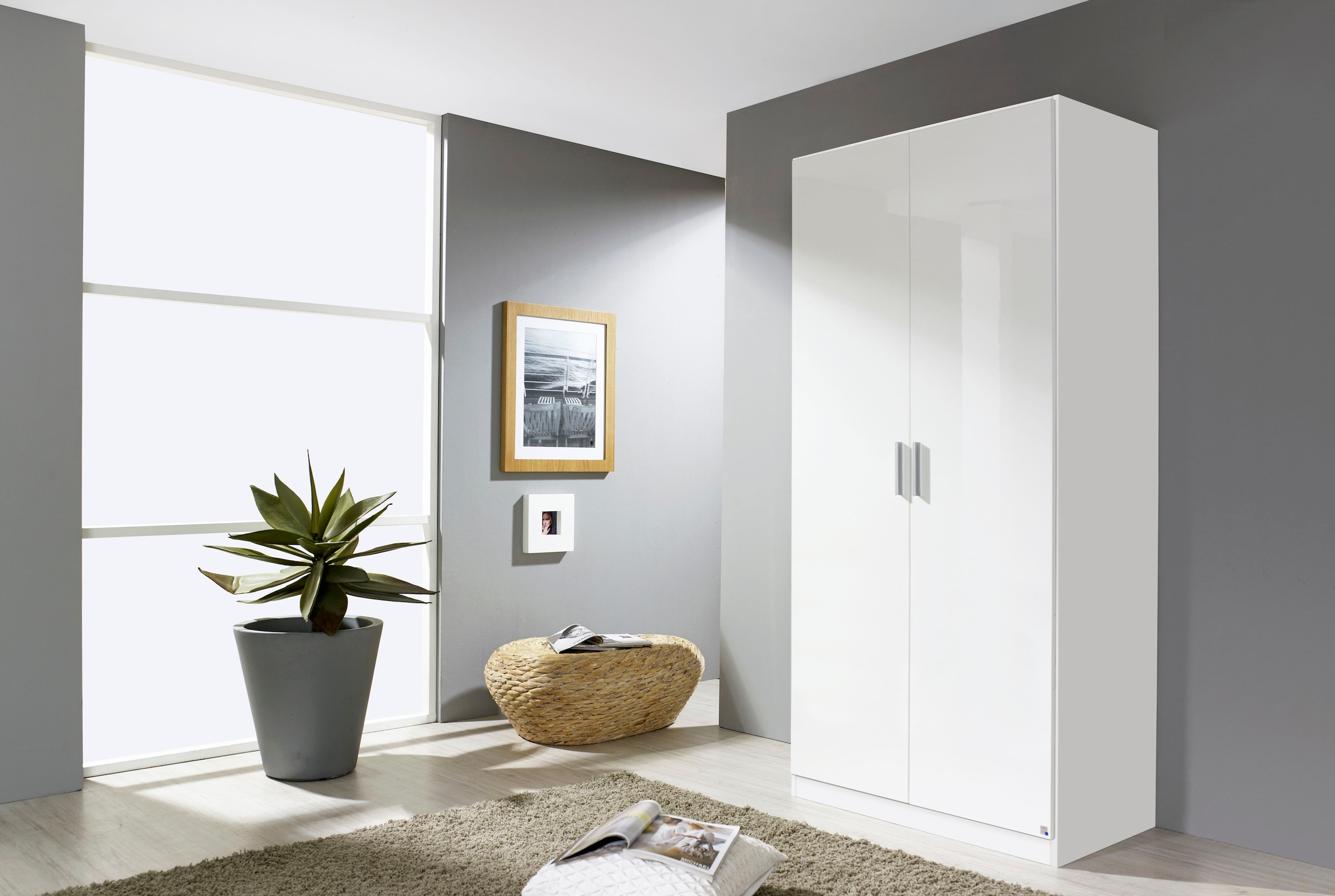 rauch Drehtürenschrank »Kleiderschrank Schrank Garderobe Schlafzimmerschrank CELLE«, in 4 Breiten und 2 Höhen, optional mit Schubkästen MADE IN GERMANY
