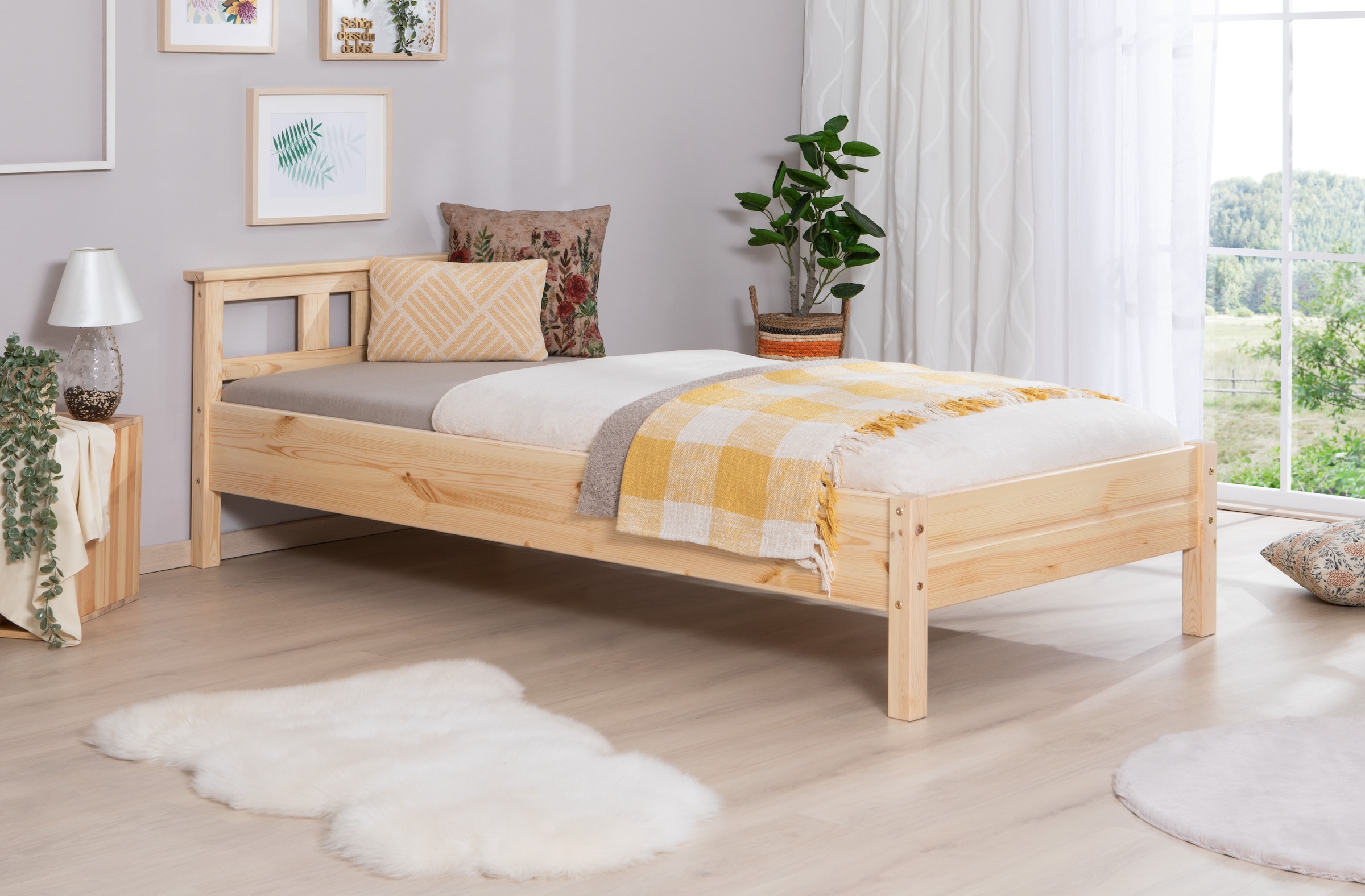 Ticaa Futonbett »Merci«, Einzelbett, aus Kiefer Massivholz, inkl. Rollrost