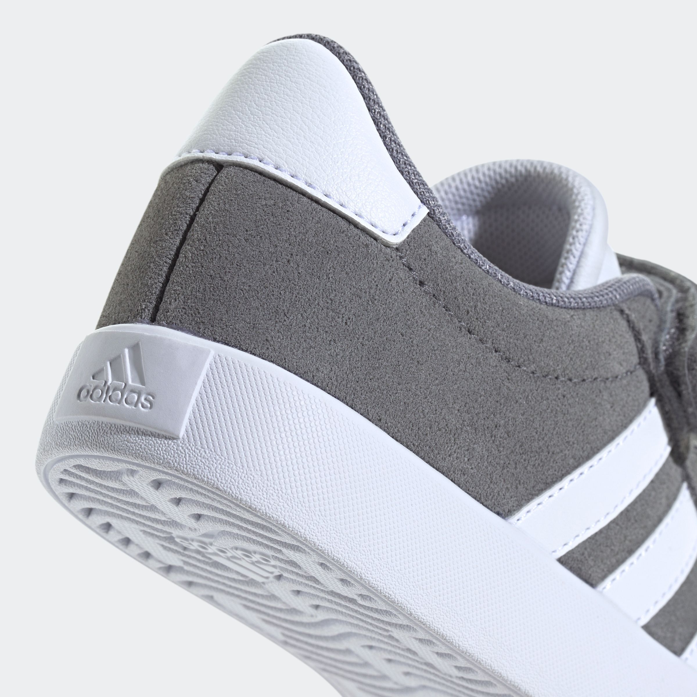 adidas Sportswear Sneaker »VL COURT 3.0«, inspiriert vom Design des adidas samba