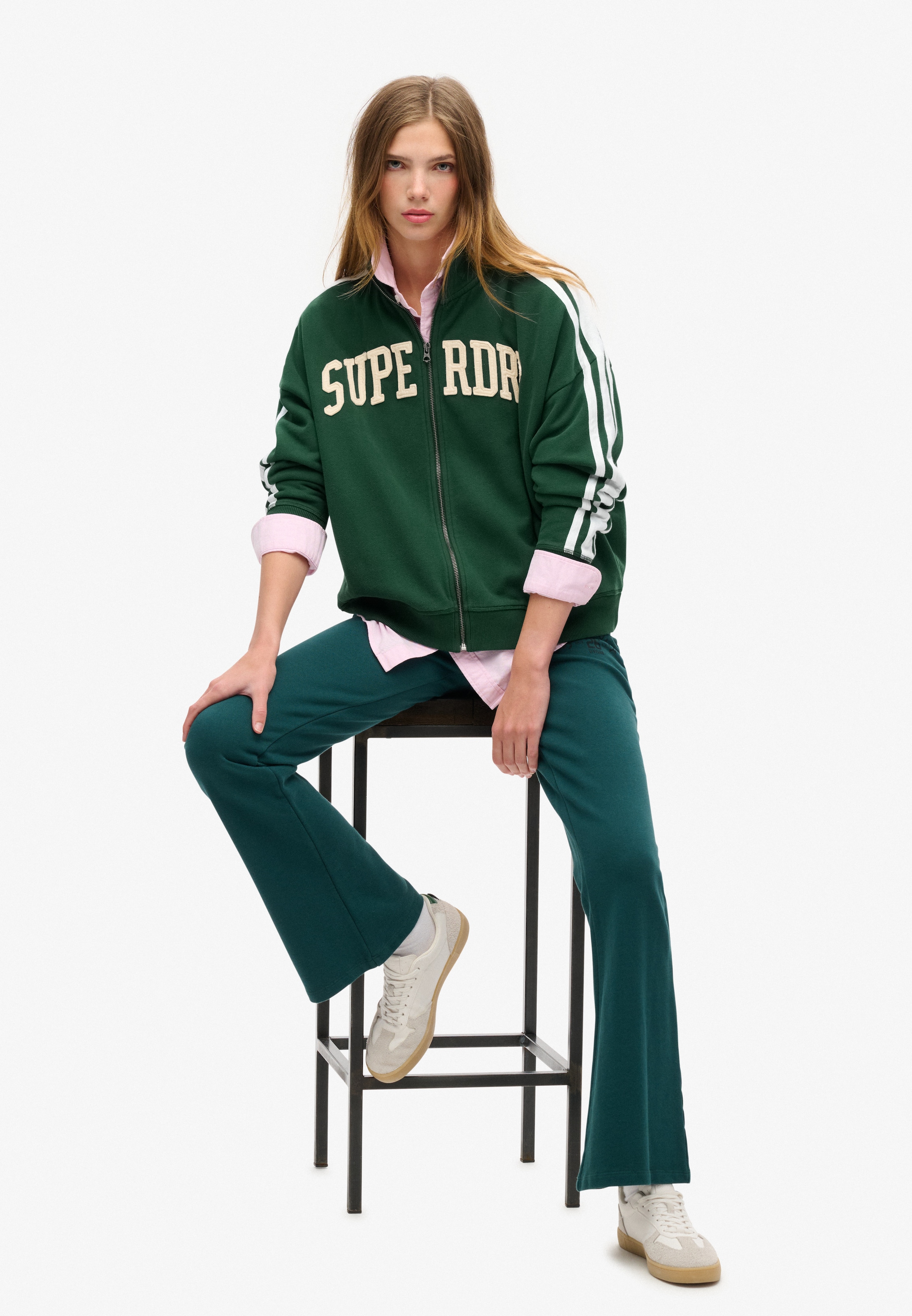 Superdry Sweatjacke »ATHLETIC APPLQ LOOSE ZIP TRACK«, mit hochwertiger Front-Applikation