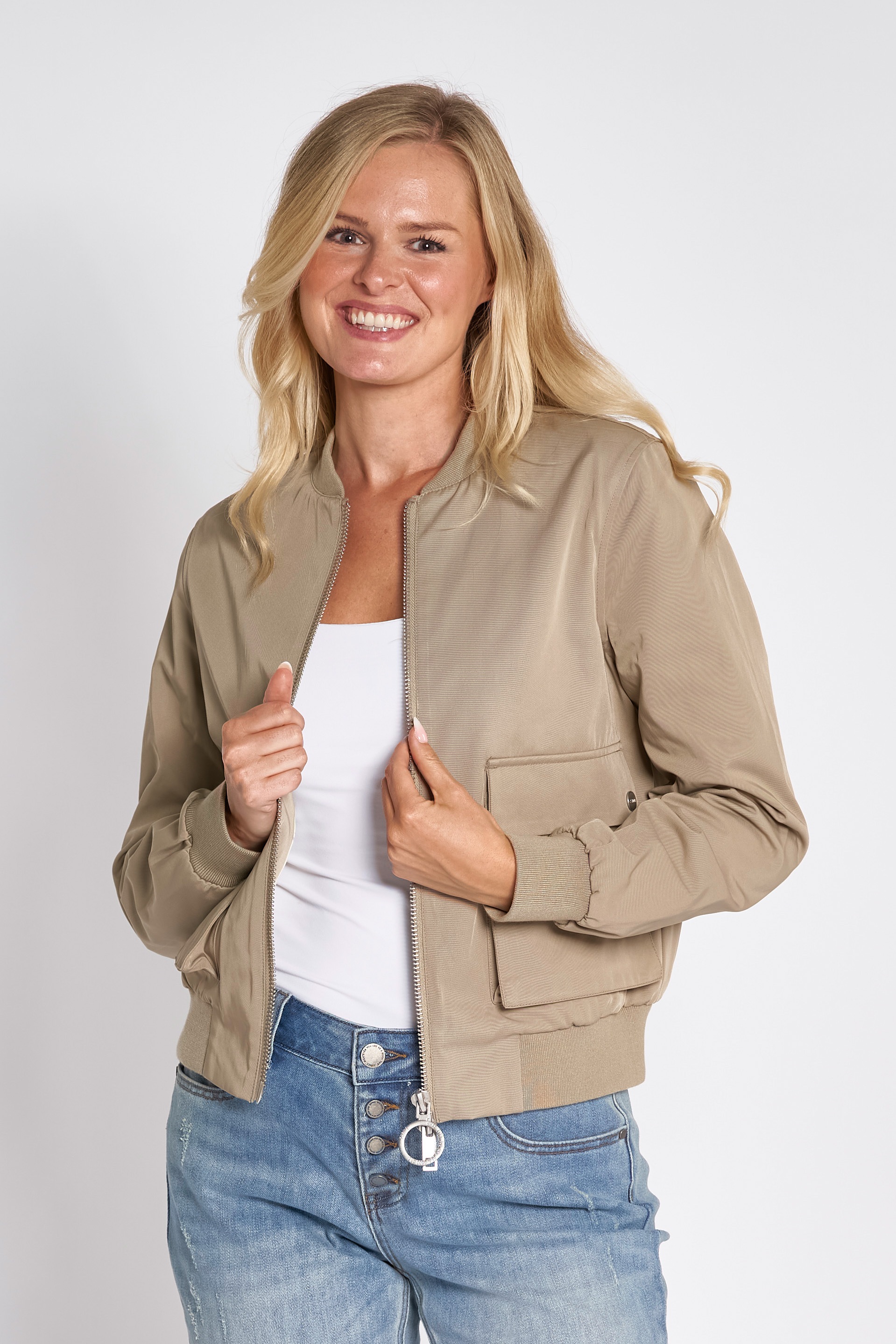 Zhrill Blouson "ZHJULIE" in Unifarbe günstig online kaufen