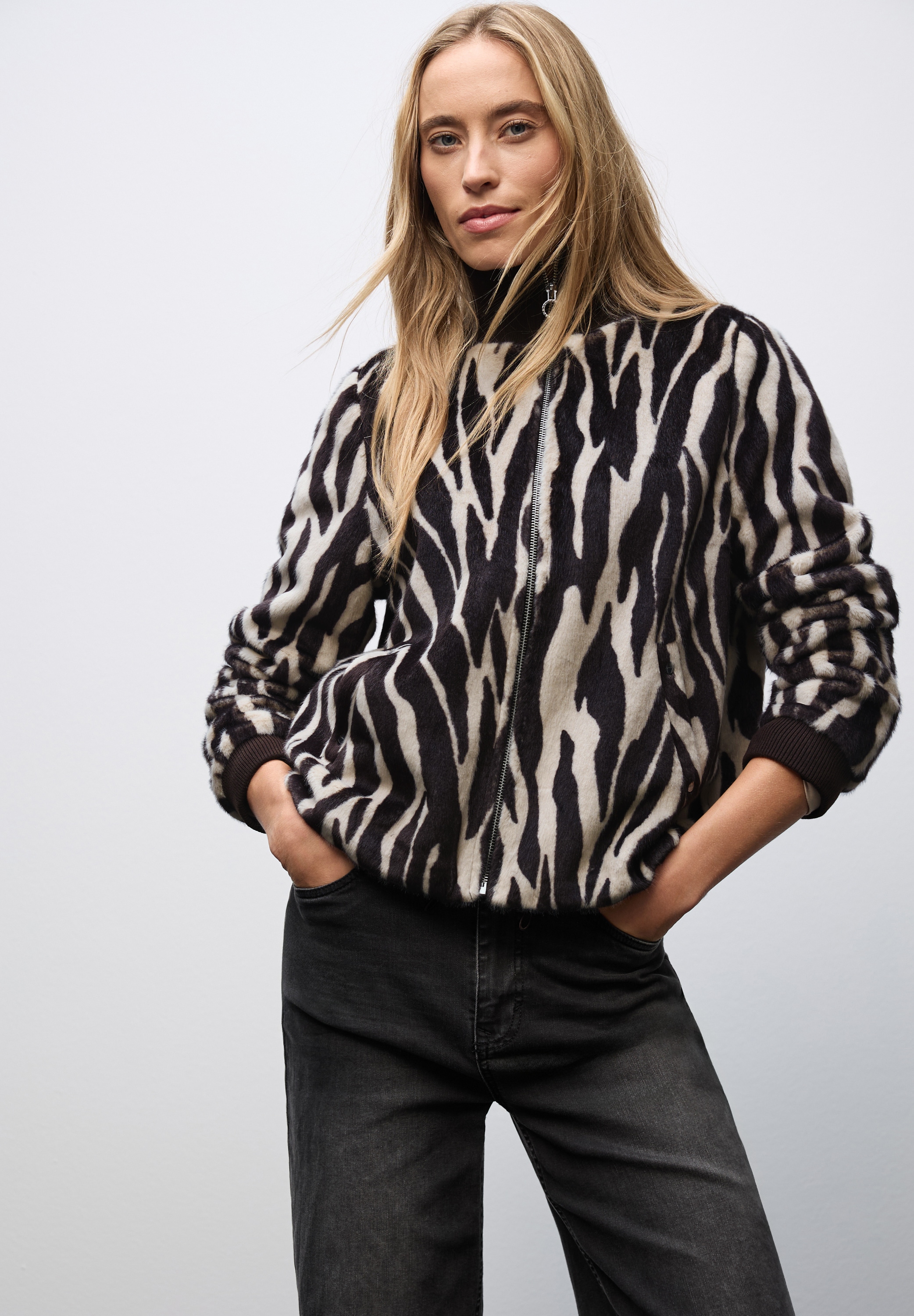 STREET ONE Blouson, ohne Kapuze, mit Tunnelzug am Saum günstig online kaufen