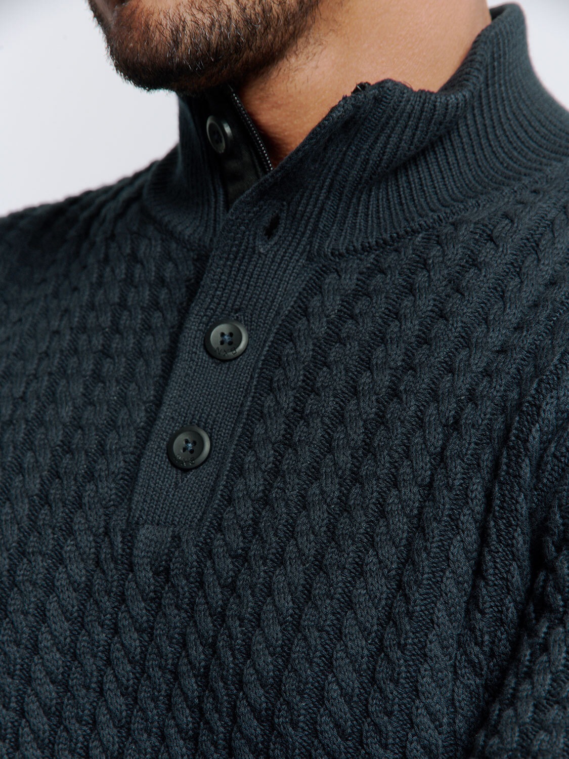 NO EXCESS Rollkragenpullover »No Excess Jacquard-Pullover mit Halbknopfleiste«