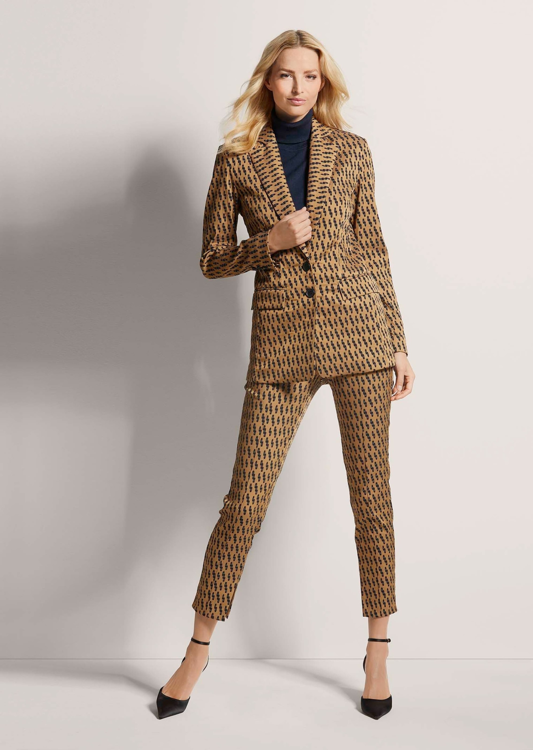 Thumbnail - MADELEINE Jackenblazer "Blazer Langer Jersey-Blazer"