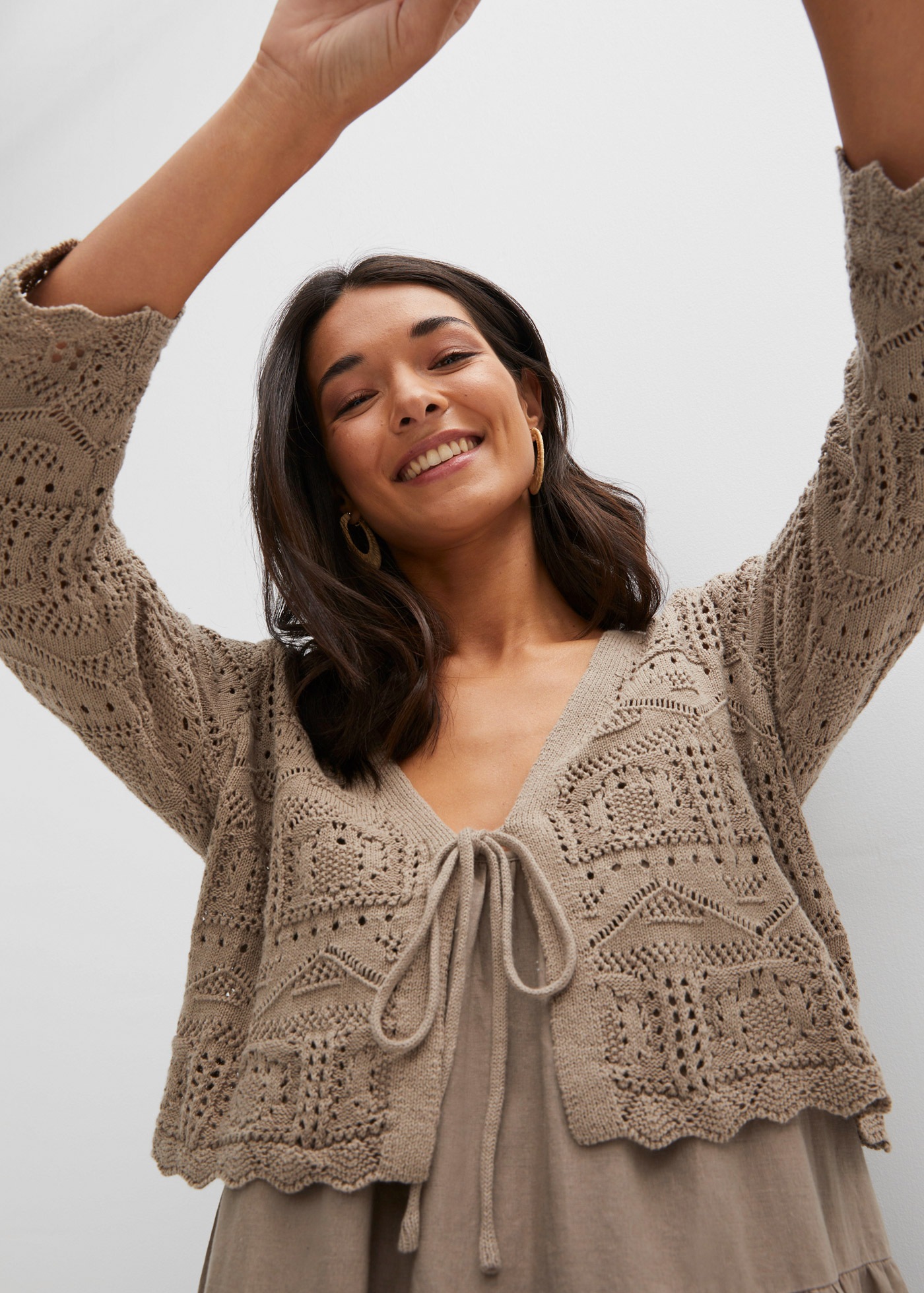 Thumbnail - bonprix Ajourstrickjacke "Ajour-Bolero", Ajour-Bolero