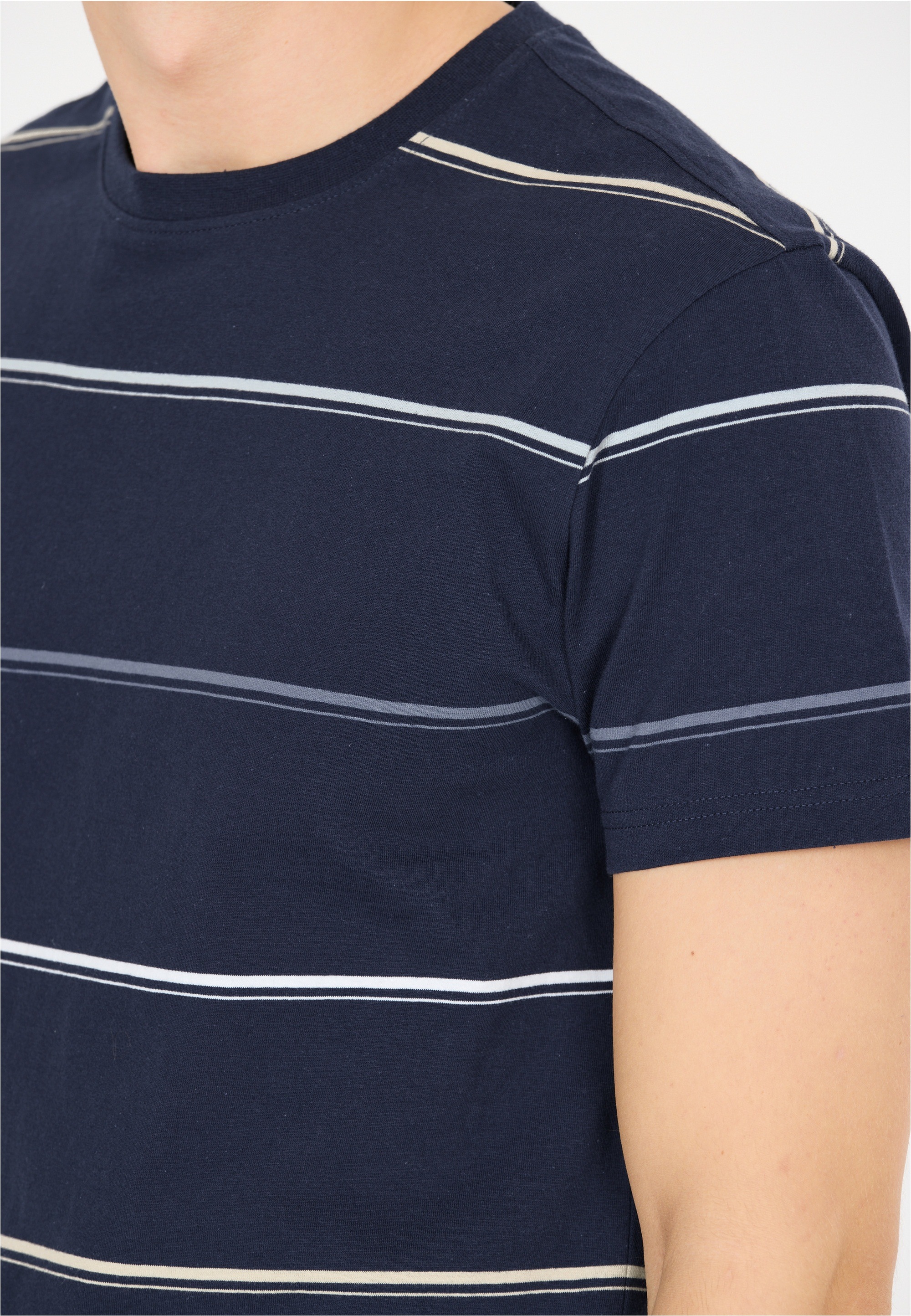 CRUZ Funktionsshirt »austin«, im coolen Streifendesign