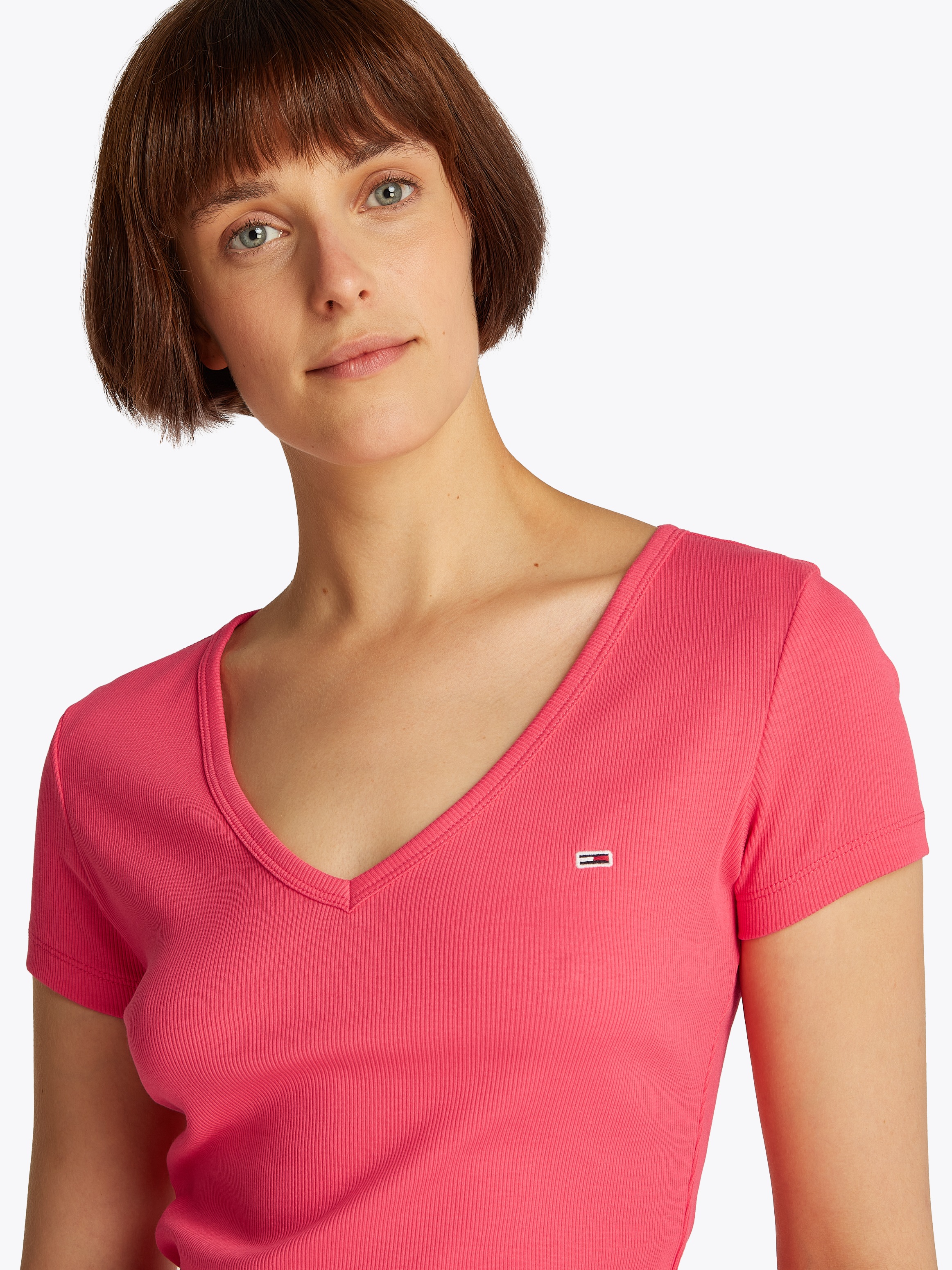 Tommy Jeans Kurzarmshirt "TJW SLIM ESSENTIAL RIB V SS", in gerippter Strukt günstig online kaufen