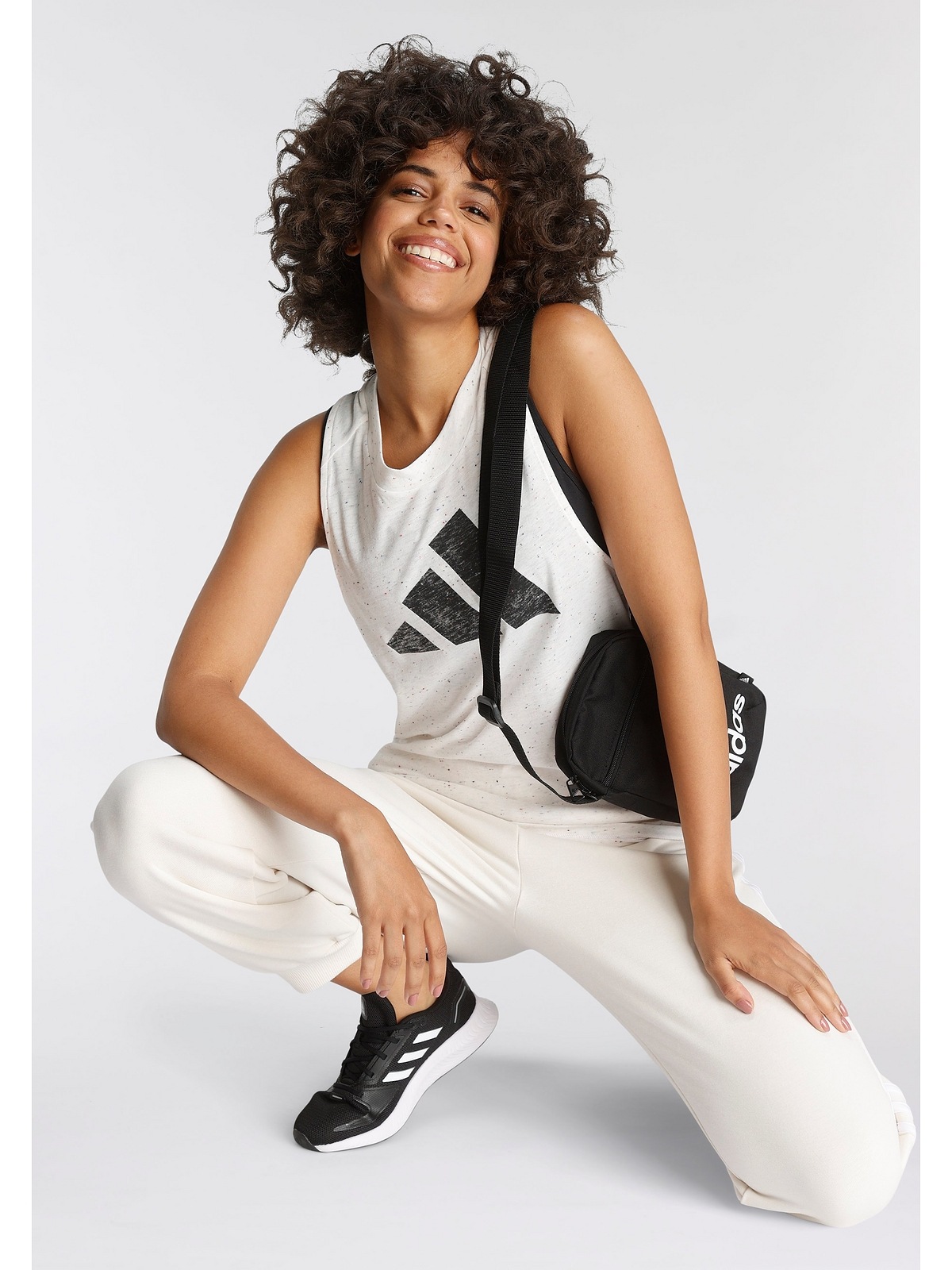 adidas Sportswear Tanktop »Große Größen«, Länger geschnittenes Rückenteil