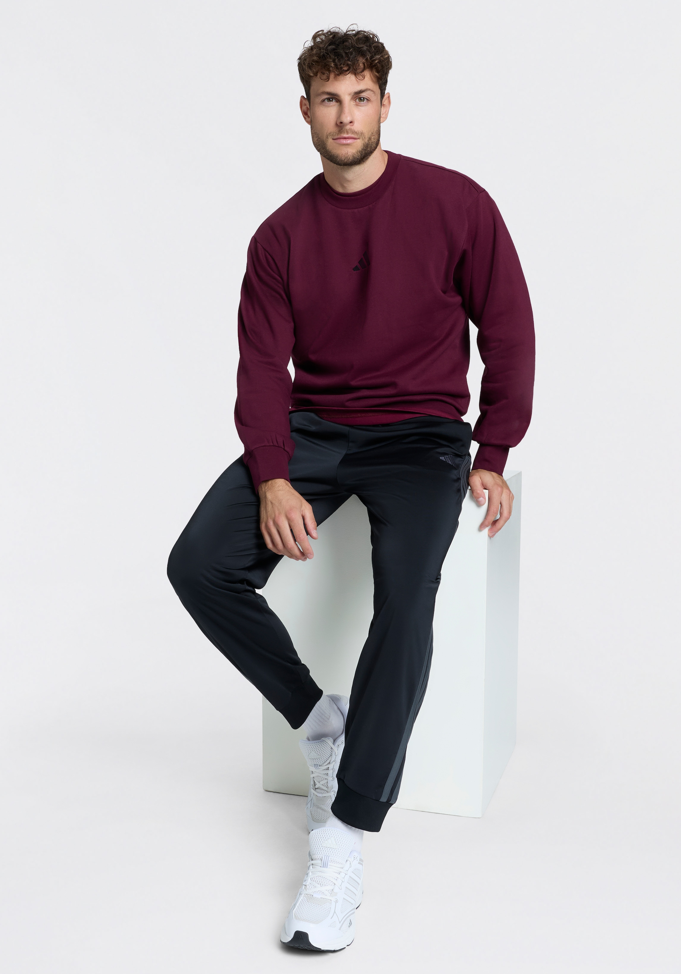 adidas Sportswear Sweatshirt »ESSENTIALS FEELCOZY«
