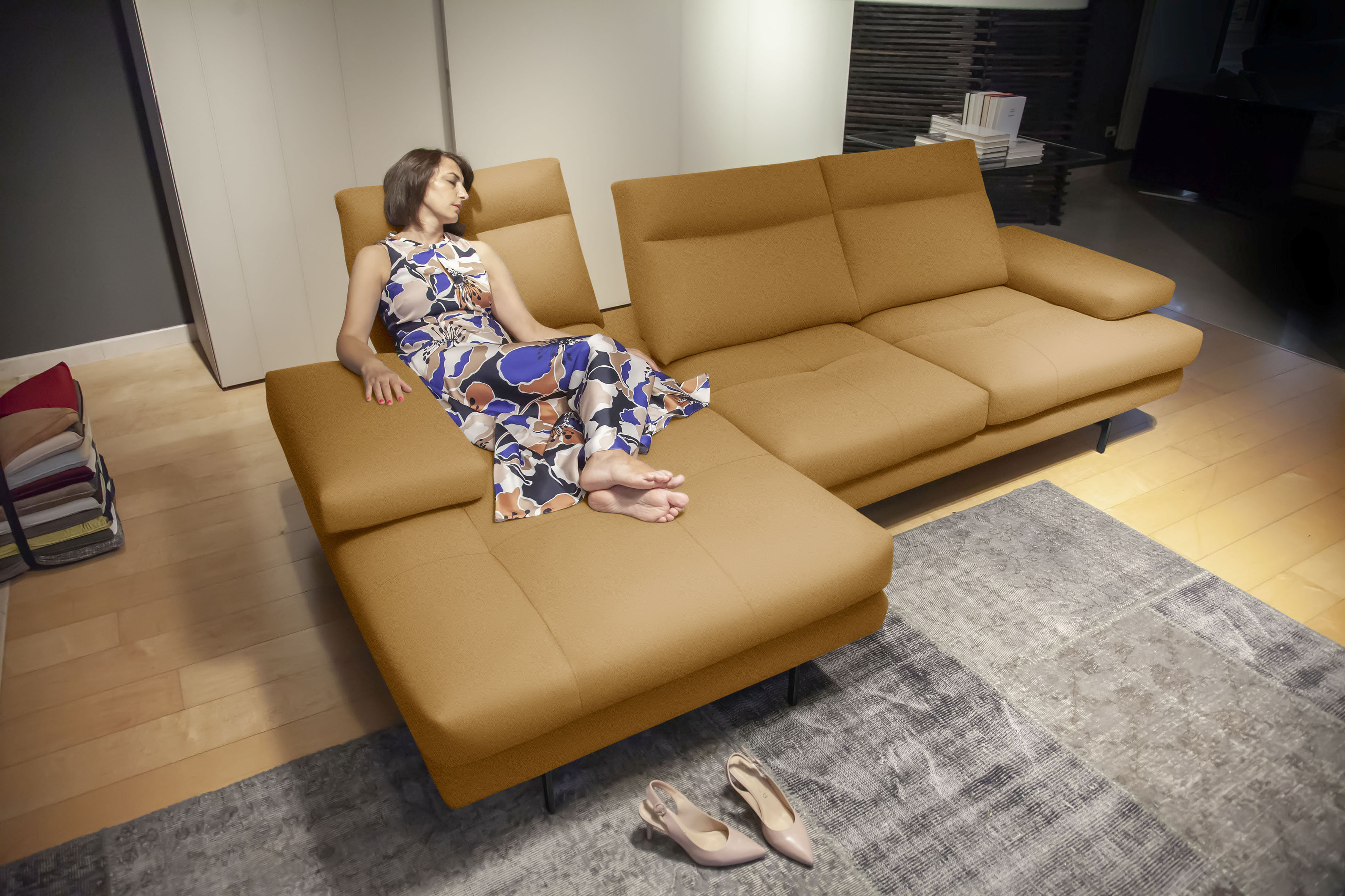 CALIA ITALIA Ecksofa "Toby Wing, B/T: 308/153 cm, Multifunktionssofa, Designsofa, L-Form" inkl. Sitztiefenverstellung und Armlehnfunktion, Füße in schwarz matt