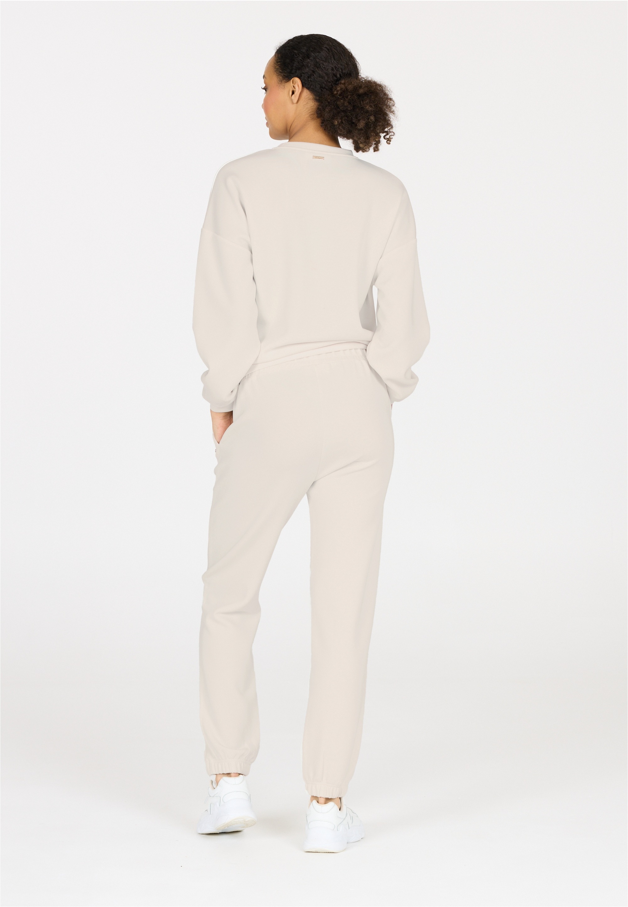 ATHLECIA Sweathose »Jillnana V2«, aus angenehm weichem Material