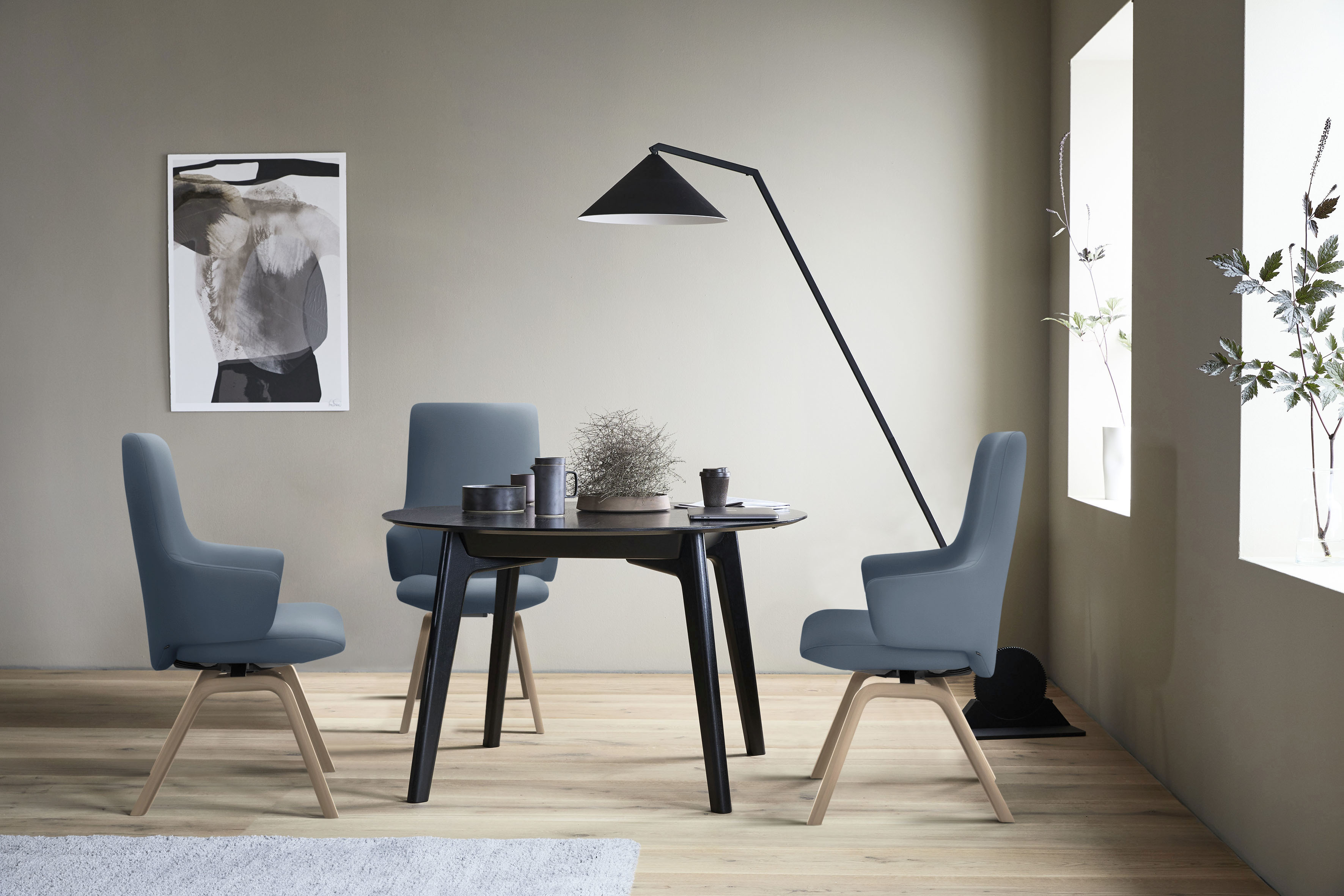 Stressless Polsterstuhl "Laurel" () High Back mit Armlehne, Größe L, schräggestellte Beine in Walnuss