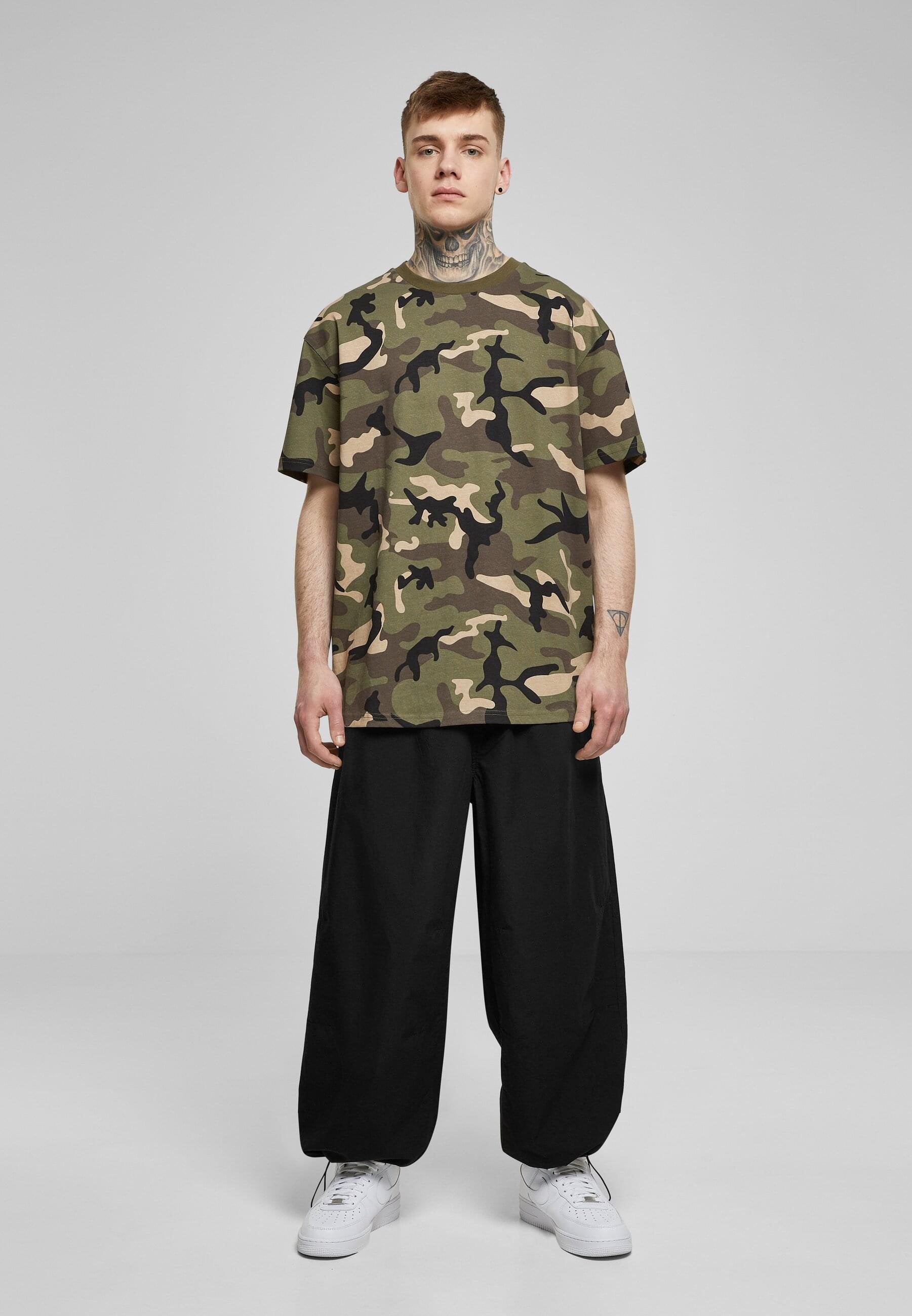 URBAN CLASSICS T-Shirt »Urban Classics Herren Heavy Oversized Camo Tee«, (1 tlg.)