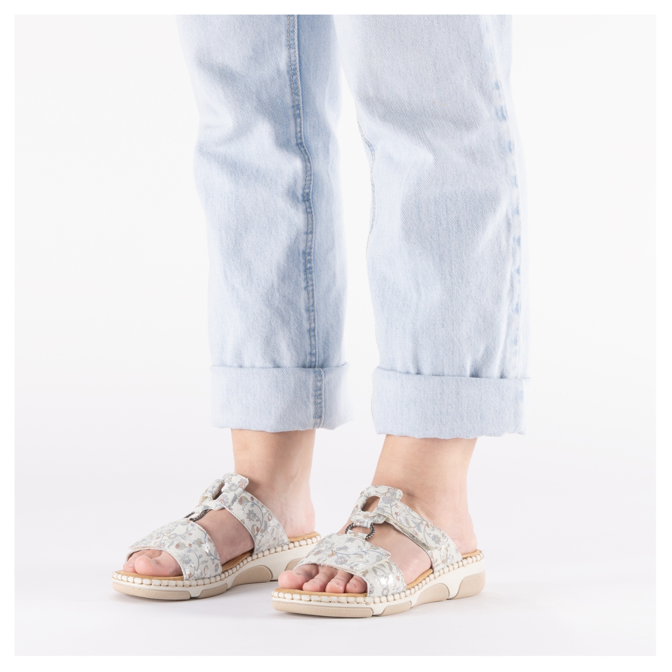 Rieker Pantolette  Sommerschuh, Urlaubsschuh, Strandschuh mit floralem Muster