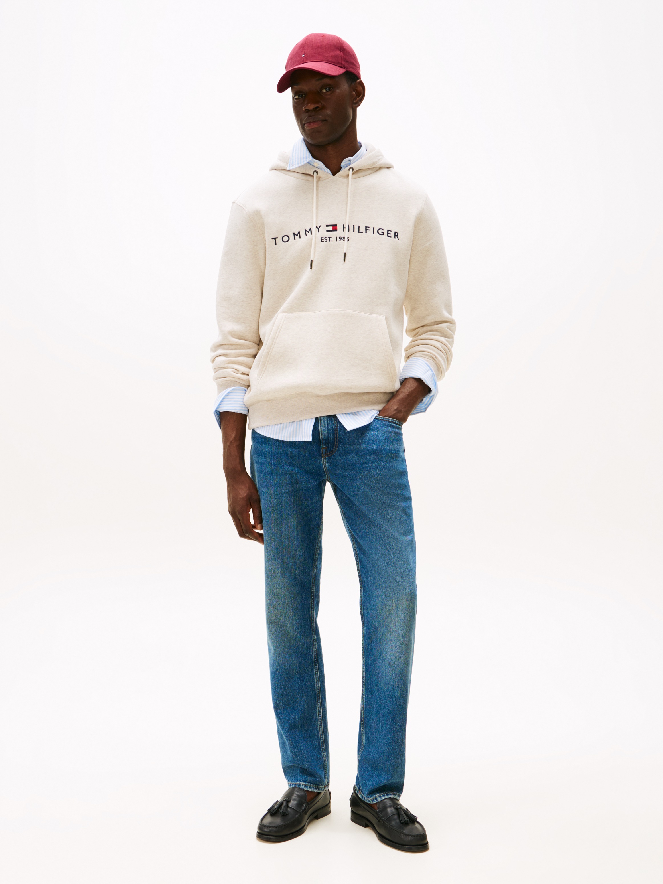 Tommy Hilfiger Kapuzensweatshirt »TOMMY LOGO HOODY«, mit Kapuze und Kängurutasche