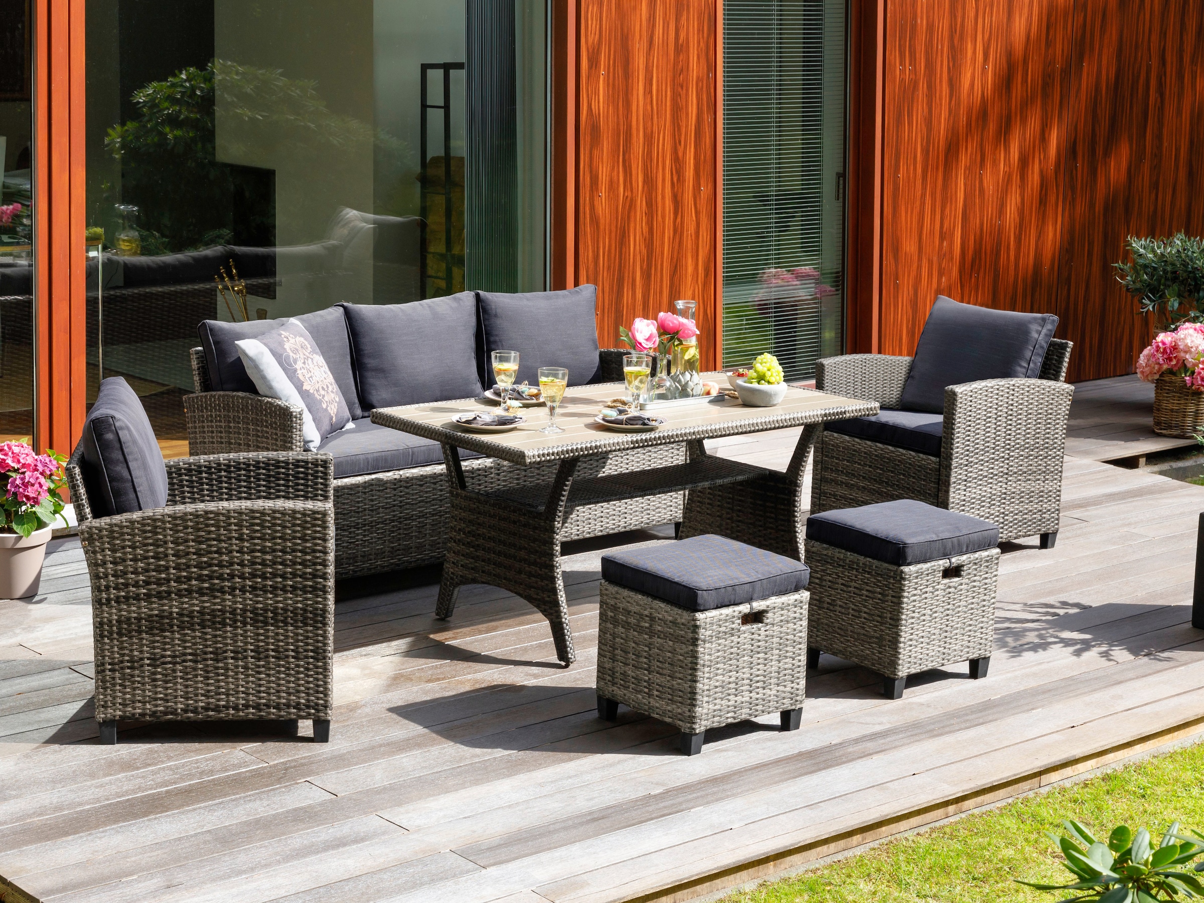 KONIFERA Gartenlounge-Set »Amsterdam«, (Set, 16 tlg., 1x 3er Sofa, 1x 2 Sessel, 2x Hocker, 1xTisch 144,5x74x67cm,Polyrattan), Stahl, Ablagefläche unter dem Tisch, Loungeset