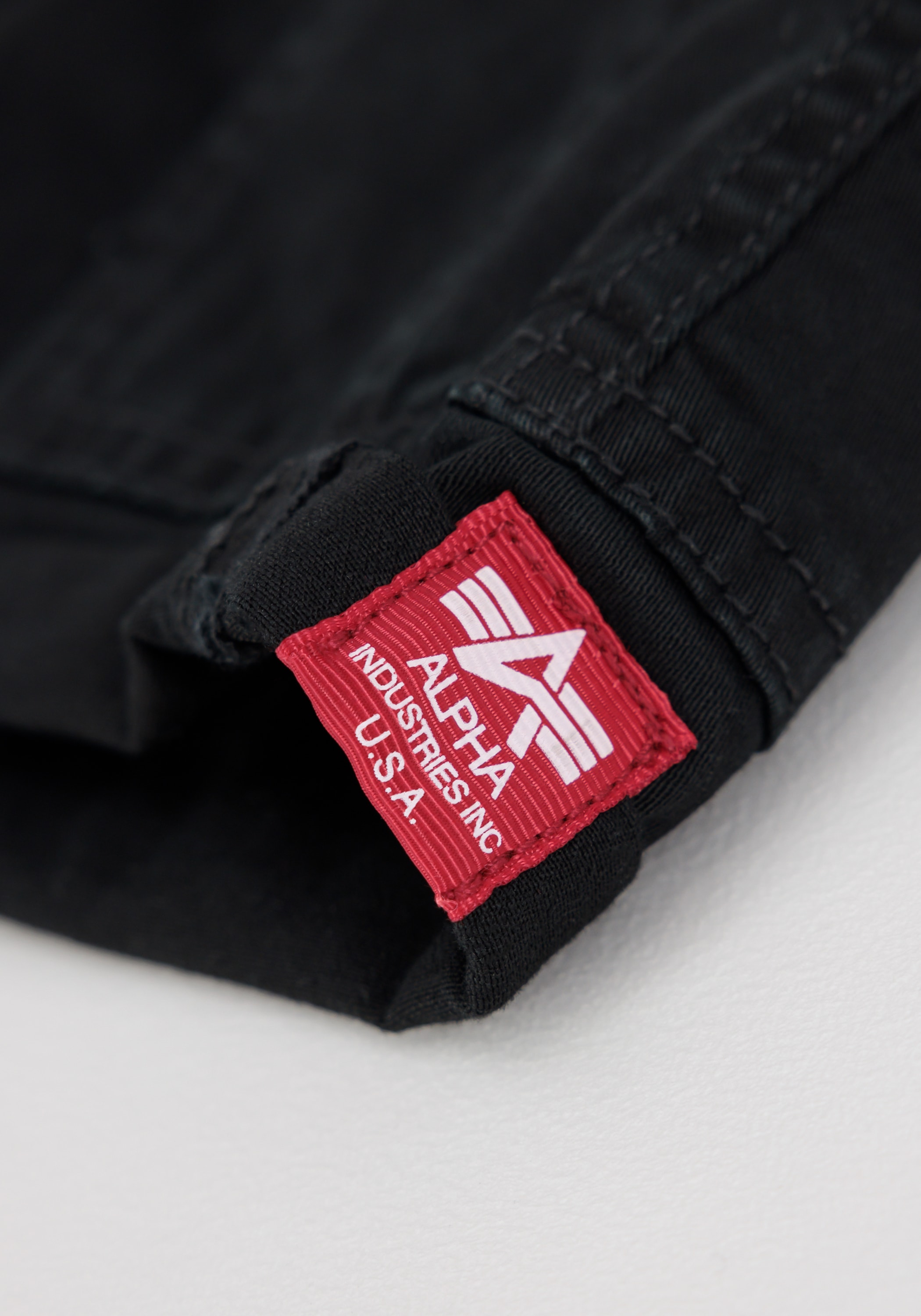 Alpha Industries Shorts »Crew Short K«