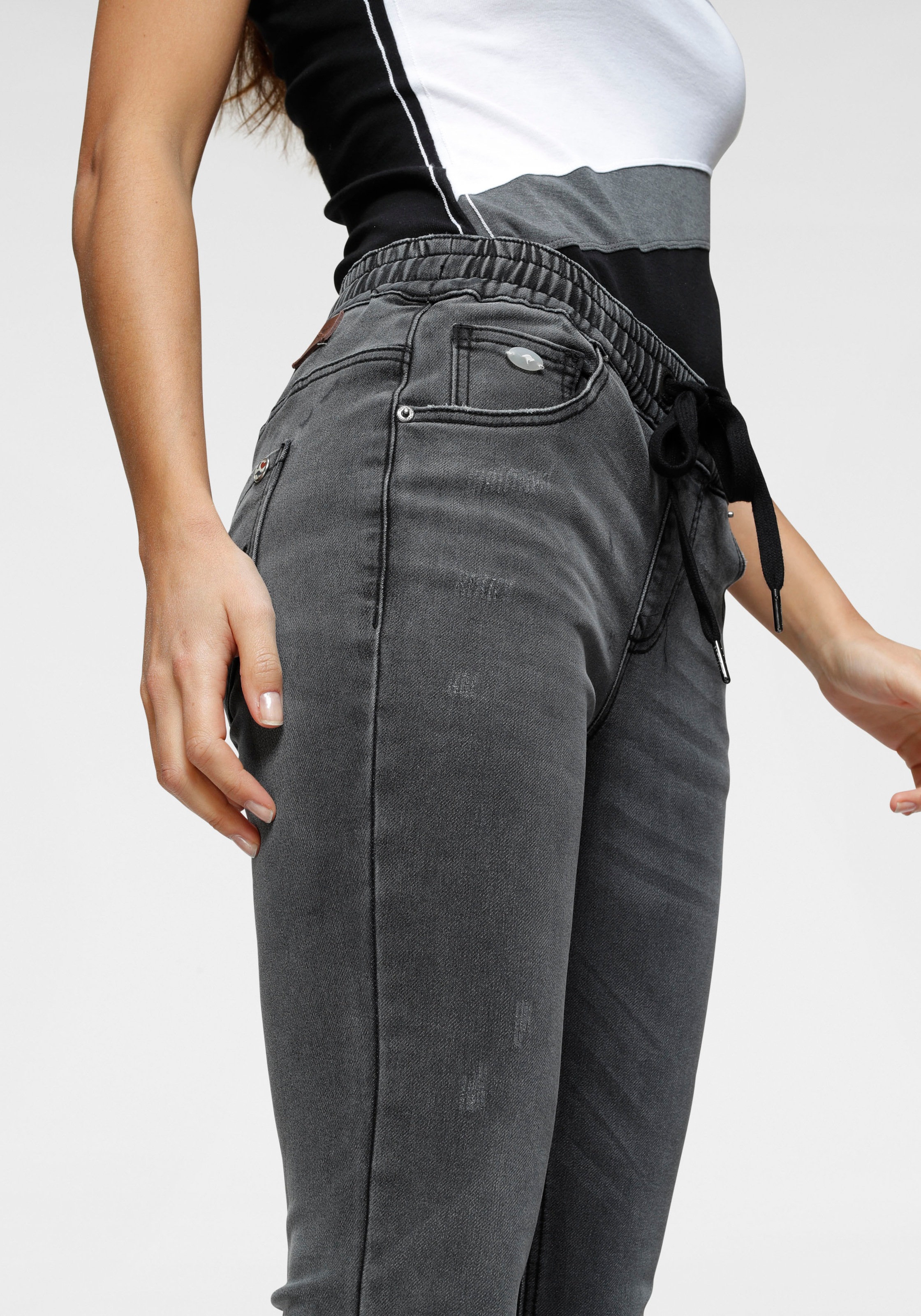 KangaROOS Jogg Pants entspannte Passform, weite Beinform günstig online kaufen