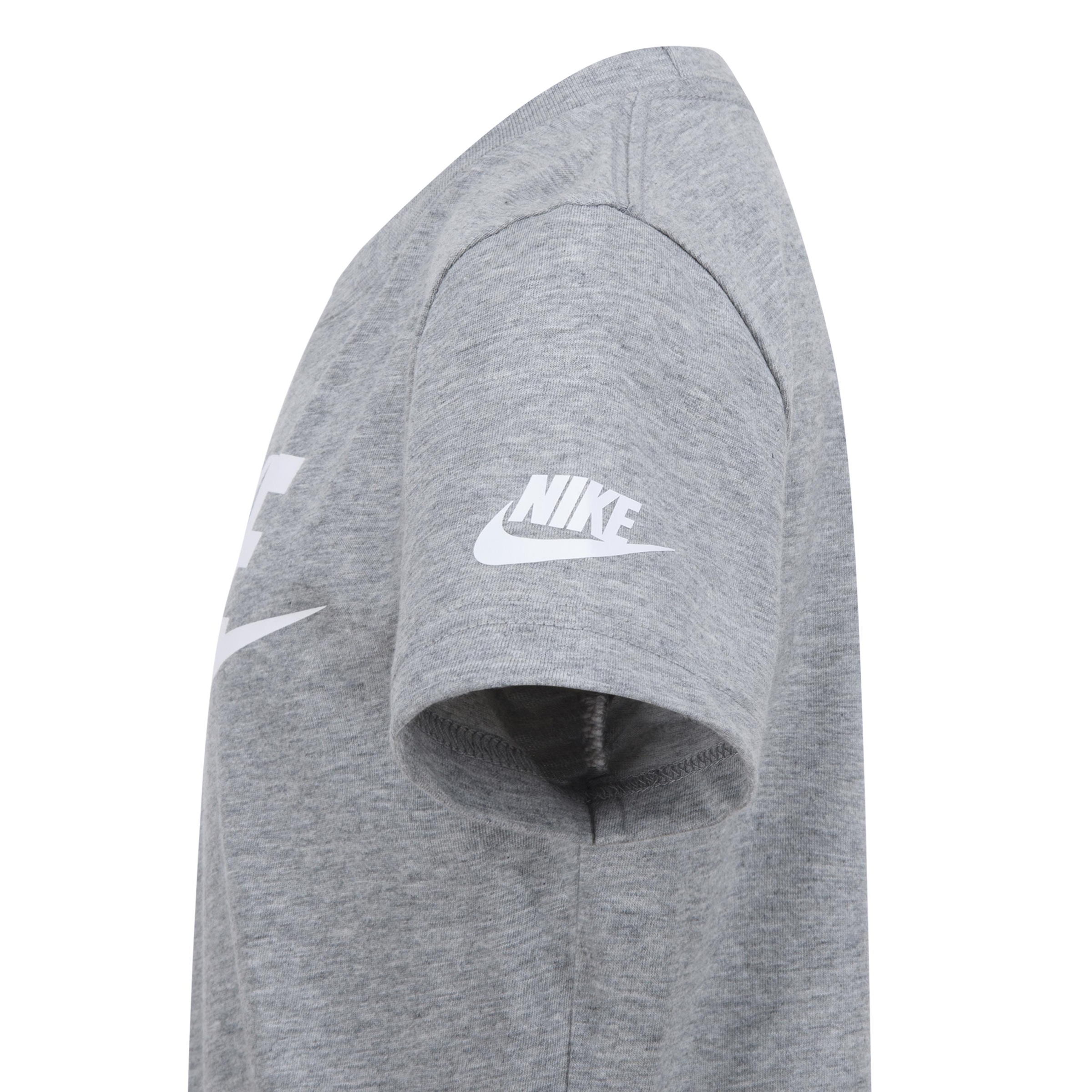 Nike Sportswear T-Shirt für Kinder, aus Baumwolle und Polyester, pflegeleicht