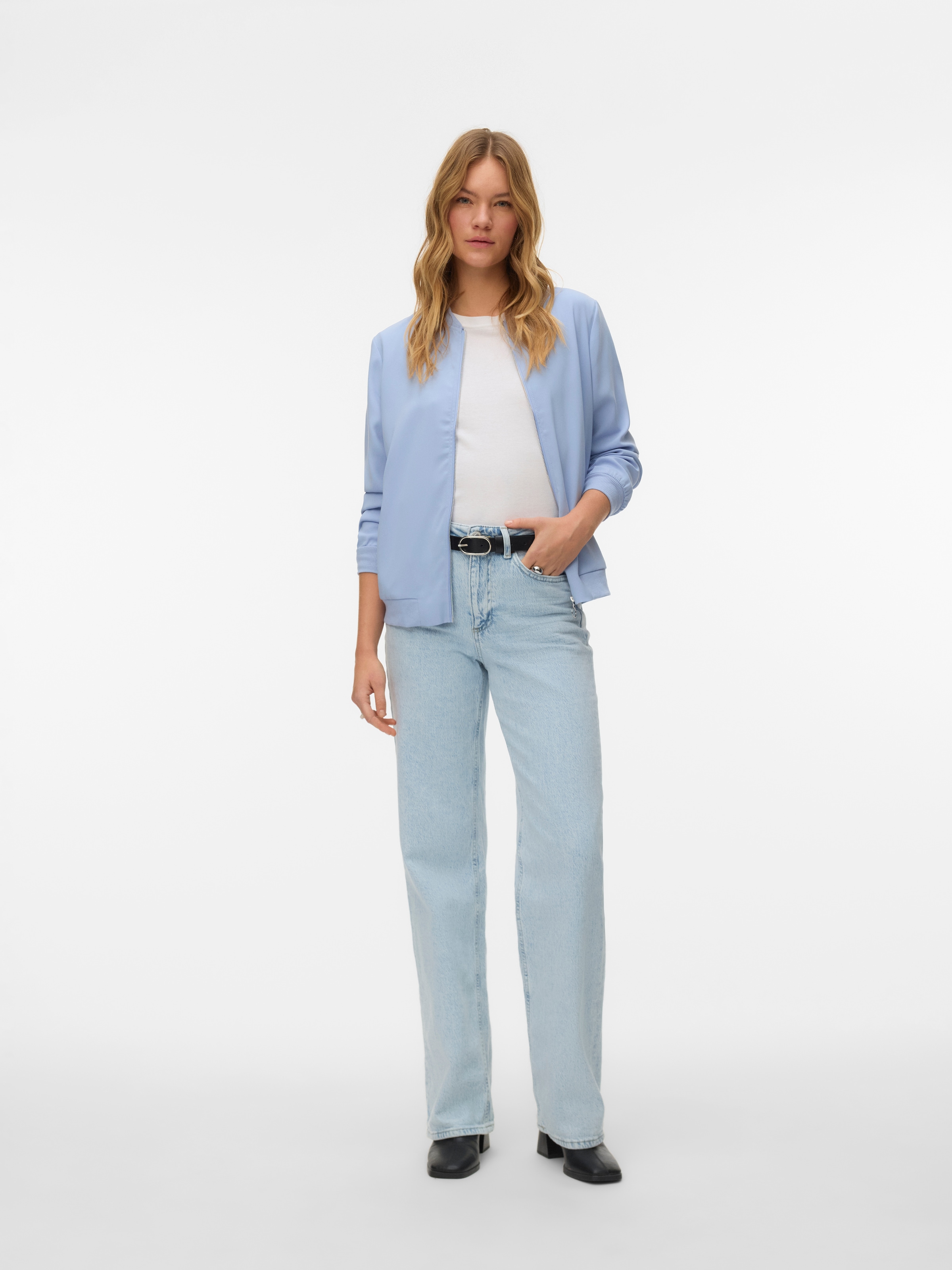 Vero Moda Bomberjacke »VMCOCO L/S BOMBER NOOS« in modisch kurzer Form, mit Stretch