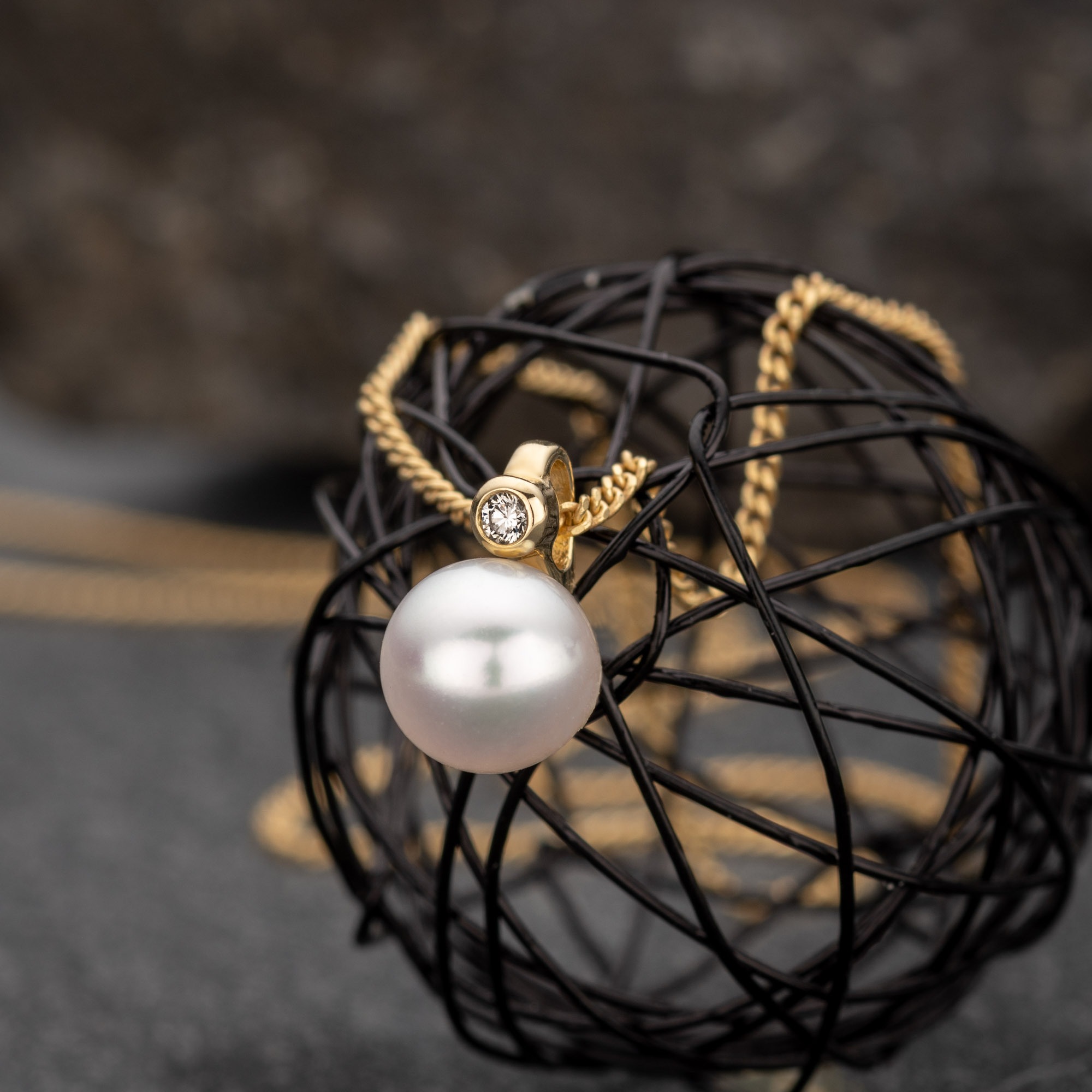 Kette mit Anhänger OROLINO "585 Gold mit Brillant 0,03ct. + Perle weiß 7-7,5mm", gelb, Halsketten, Damen, 42/45cm, 0,03, Gold, L: 45 B: 7,4mm, glänzend, B:7,4mm 3