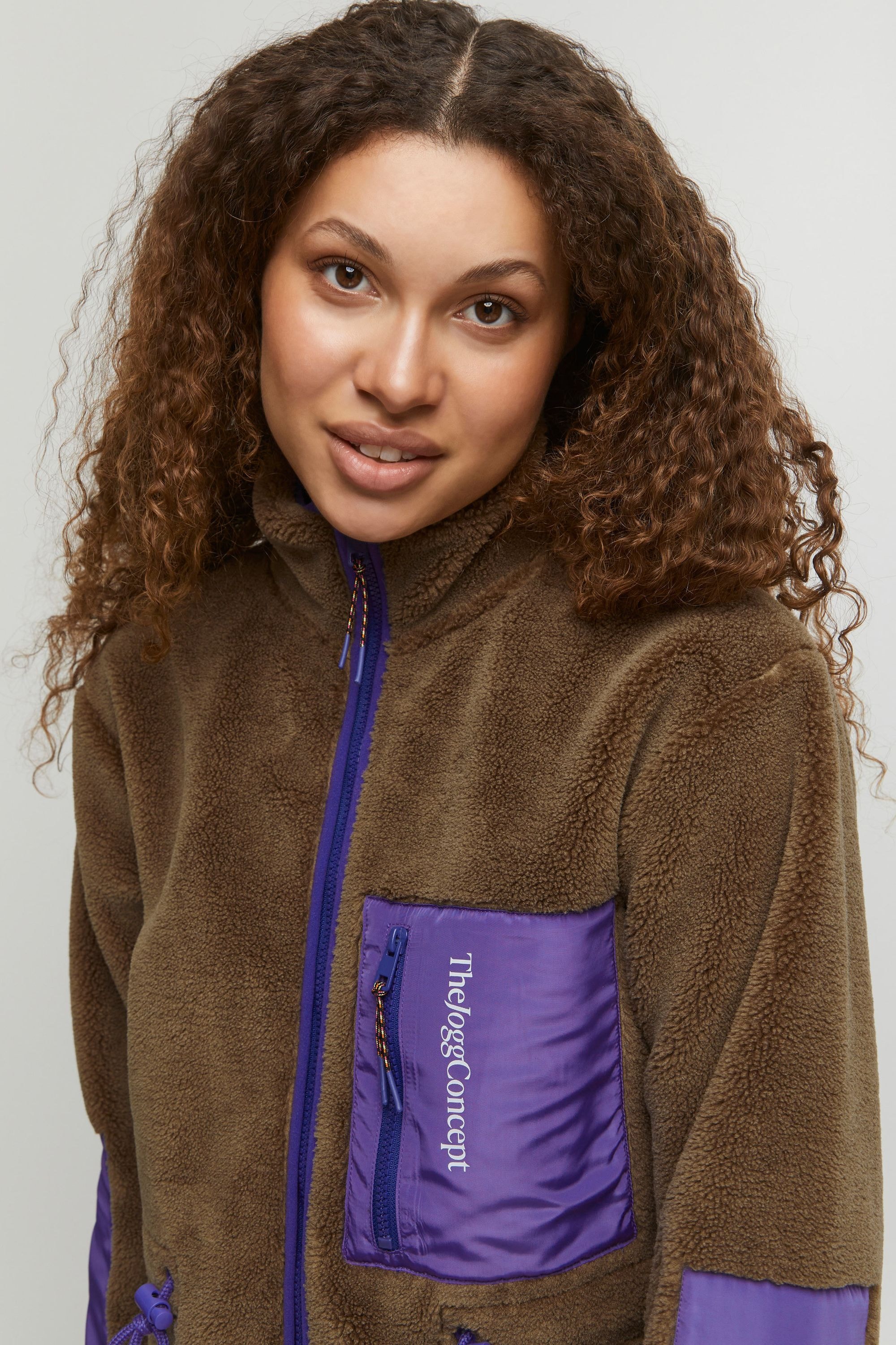 TheJoggConcept Outdoorjacke »Outdoorjacke JCBibi«, ohne Kapuze