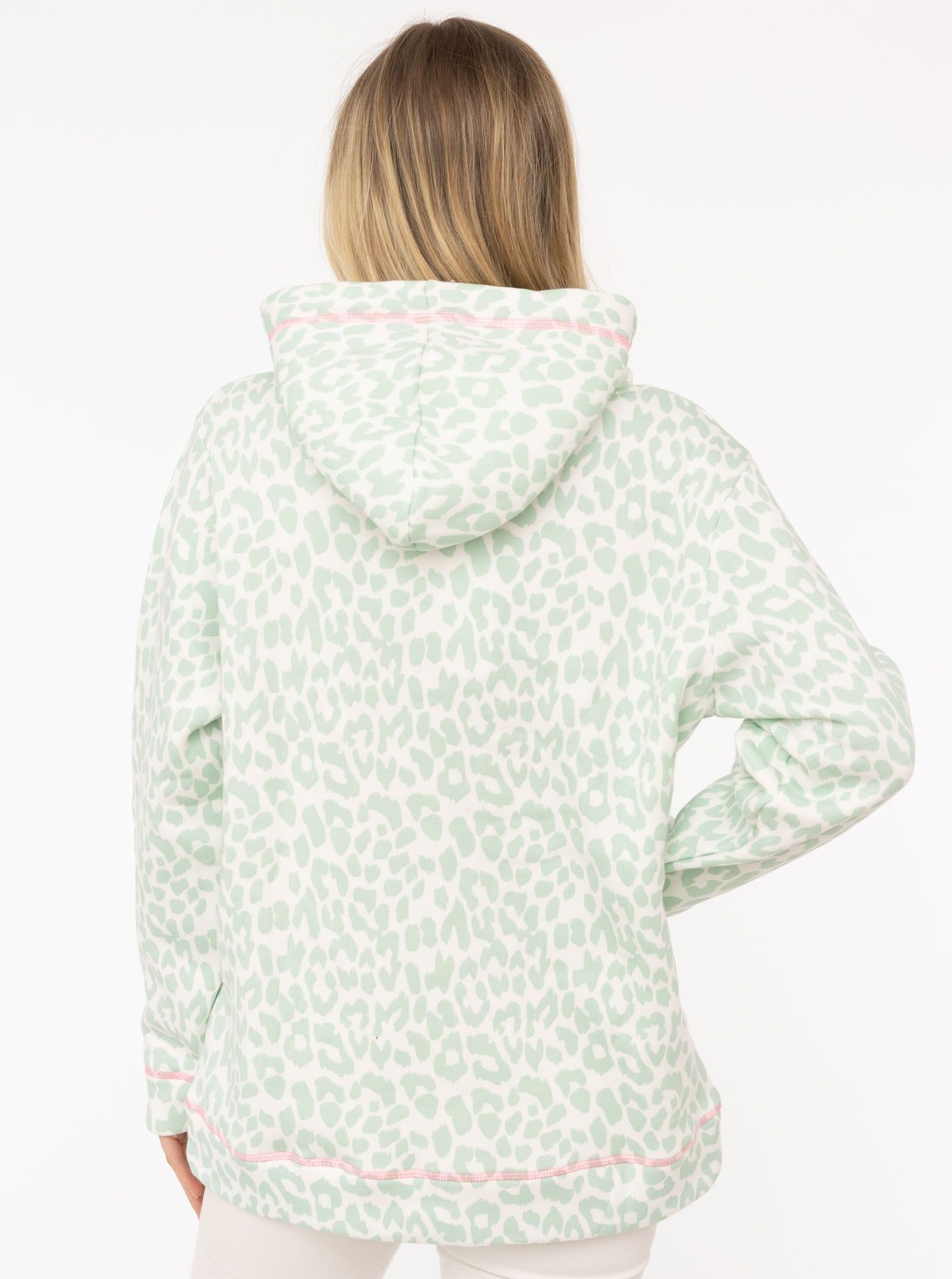 Zwillingsherz Hoodie »"Leo Pastell"«, mit Leomuster und WILD Applikation, Kapuze und Tasche