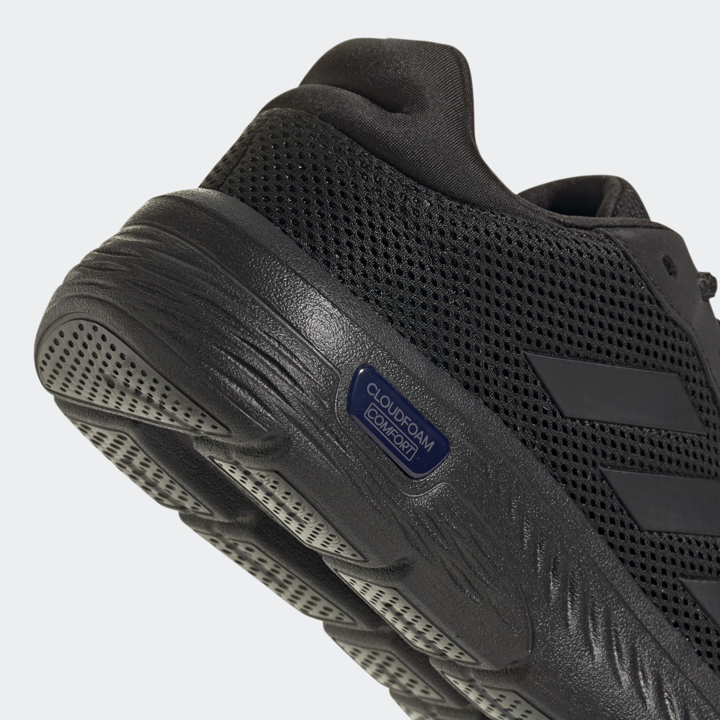 adidas Sportswear Walkingschuh »CLOUDFOAM COMFY«
