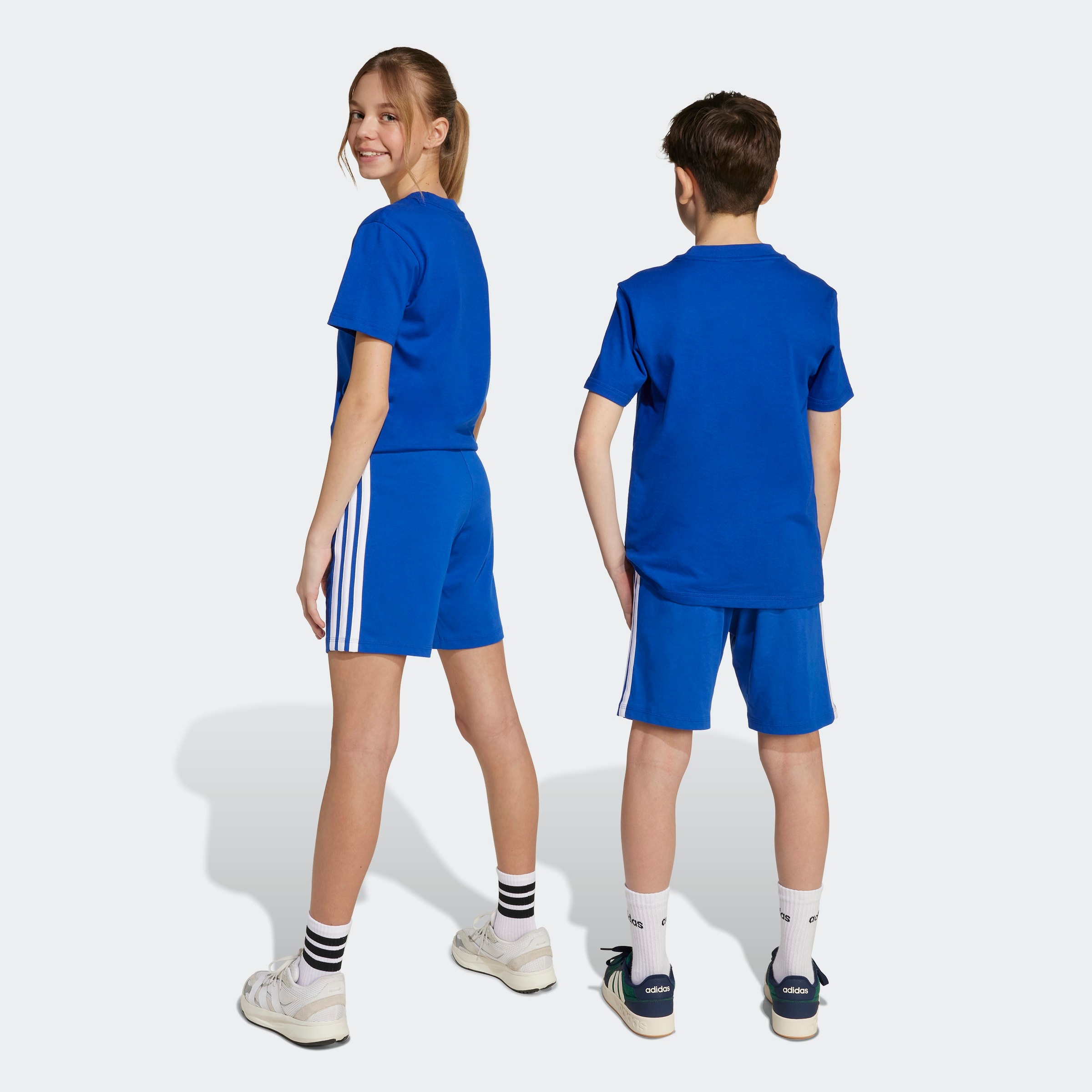 adidas Sportswear Shorts »ESSENTIALS KIDS«  sportlicher Stil, für Kinder, aus Baumwolle, atmungsaktiv