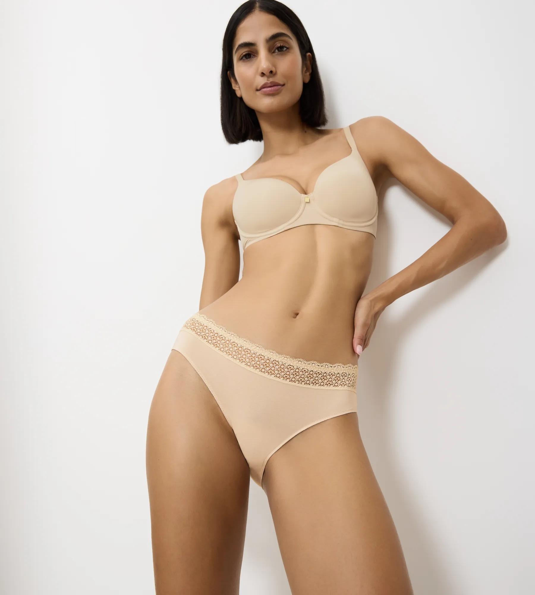 Triumph Tai-Slip »Feel of Modal« seidig-weich, Spitzenbund