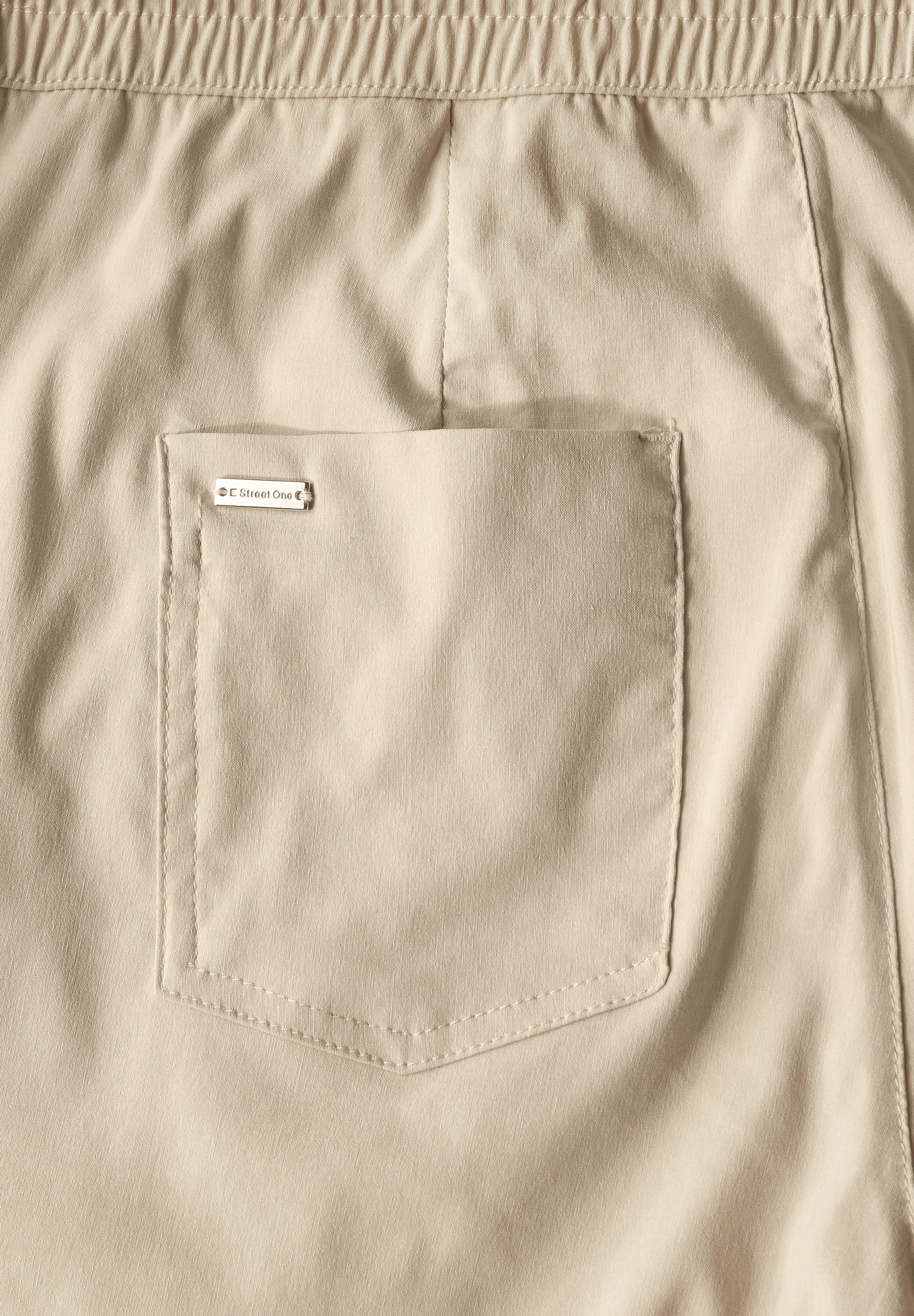 STREET ONE Stoffhose »Style Bonny«, mit elastischem Bund mit Tunnelzug