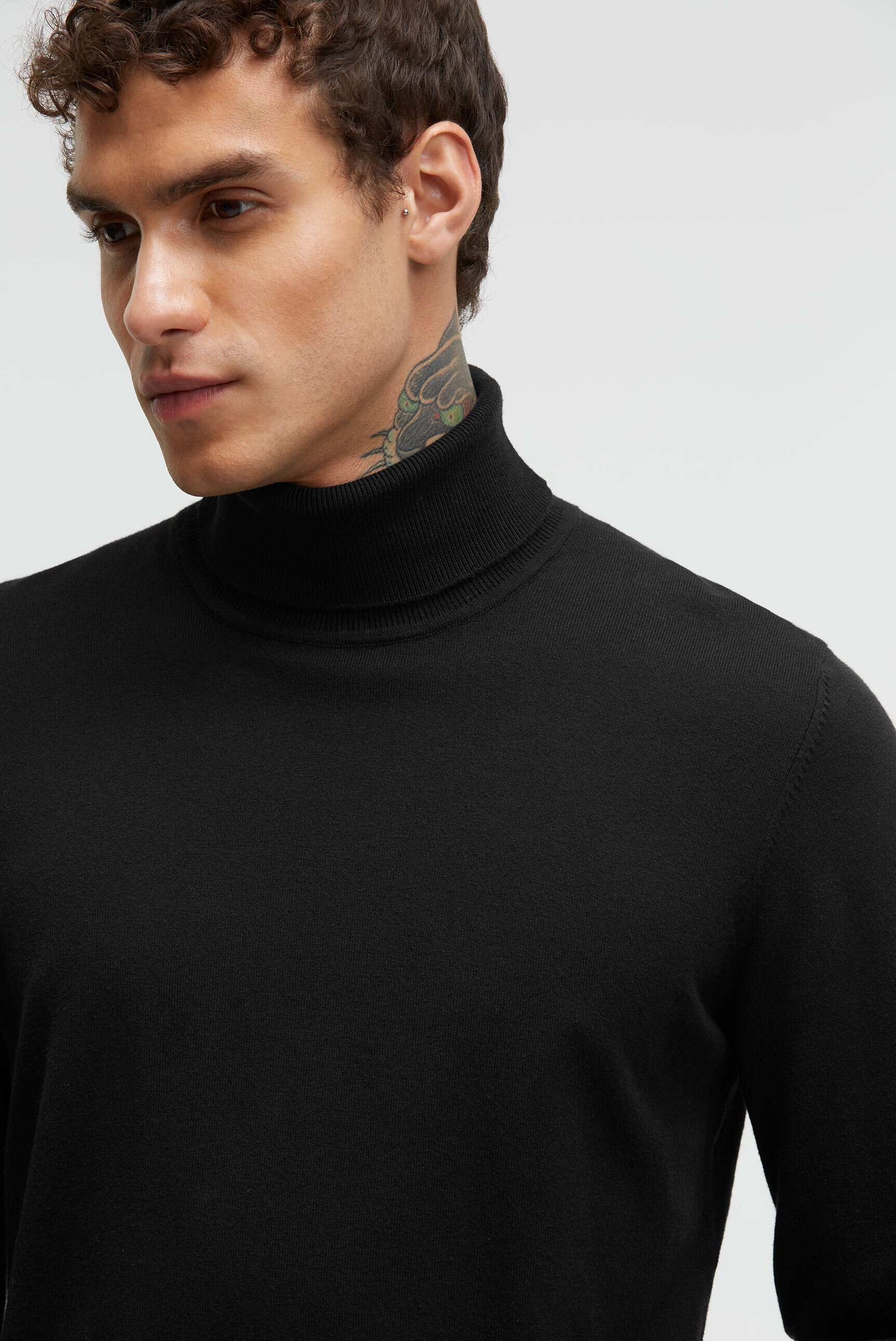 CMPD Rollkragenpullover aus Feinstrick